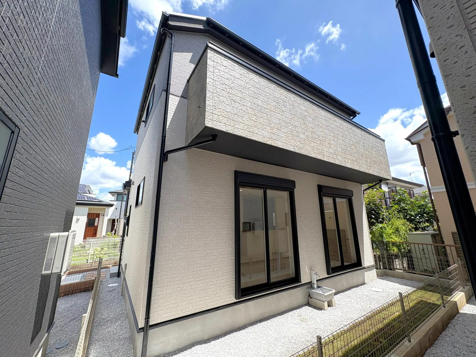 陽あたり良好な現地!!