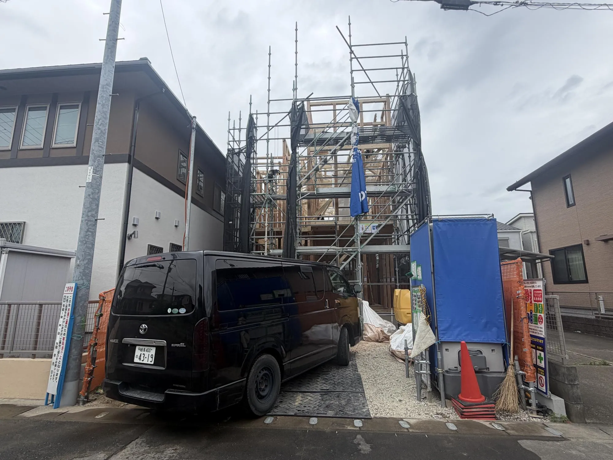 【上棟写真】2026年5月26日撮影。
建築段階でのご内覧も可能ですので、お気軽にお問い合わせください。
