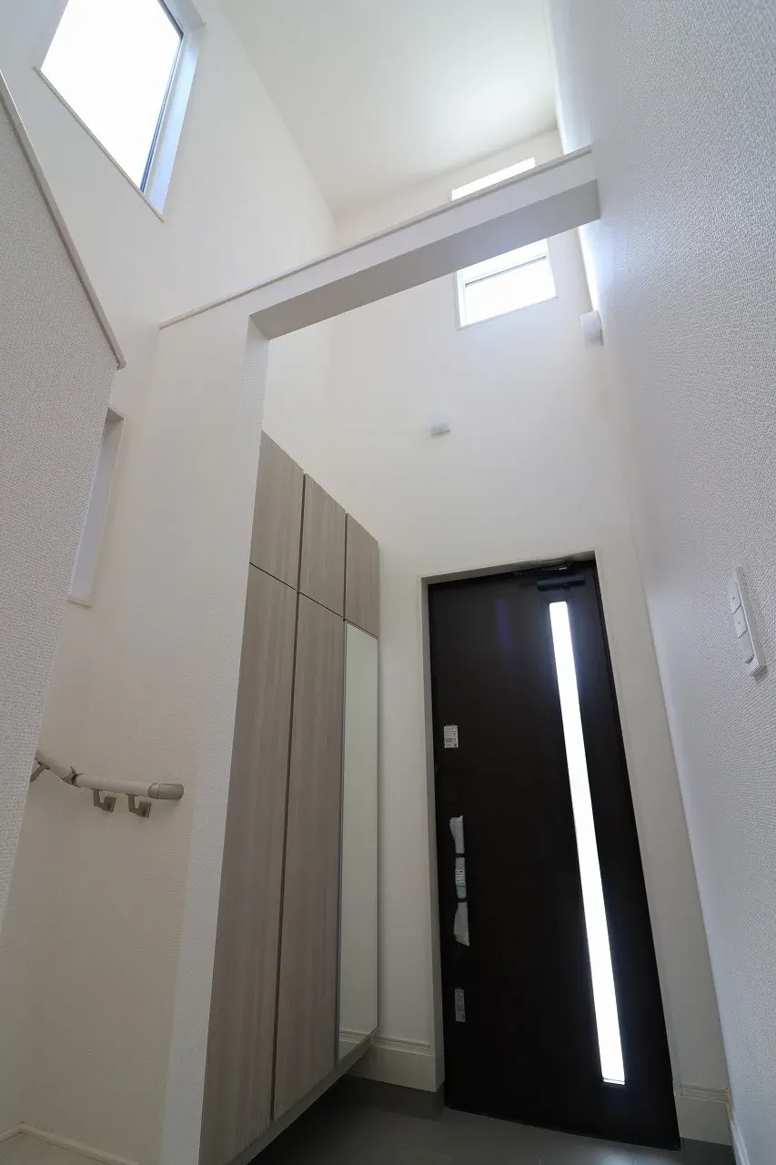 ②号棟 玄関