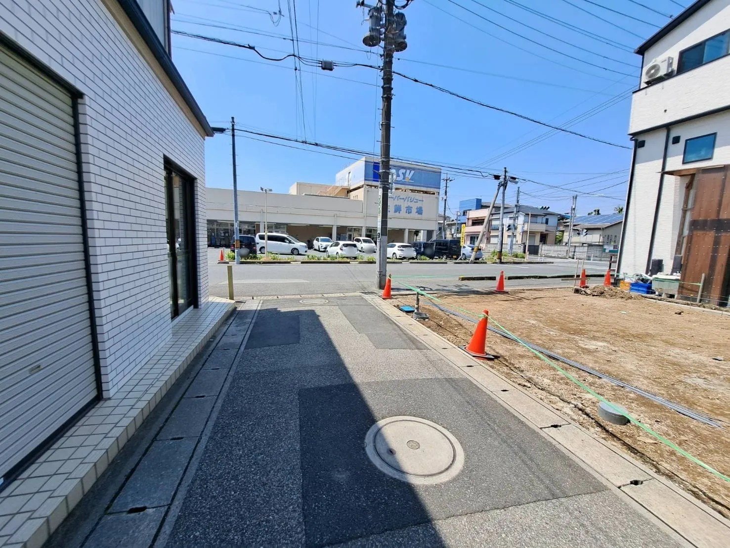 落ち着いた住環境の前面道路!ゆったりとした雰囲気が魅力です☆	
