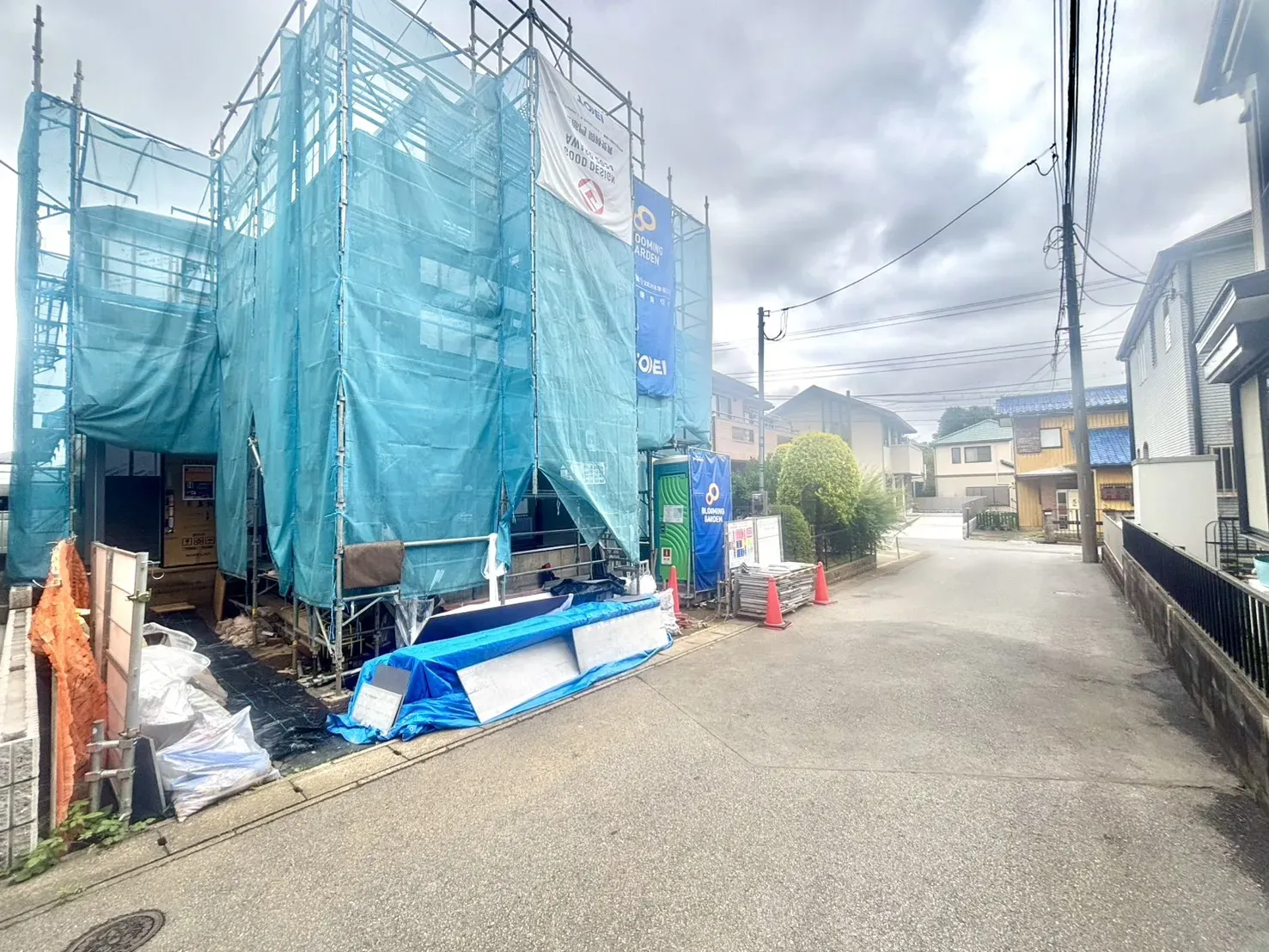 前面道路含む現地写真(6/21撮影)