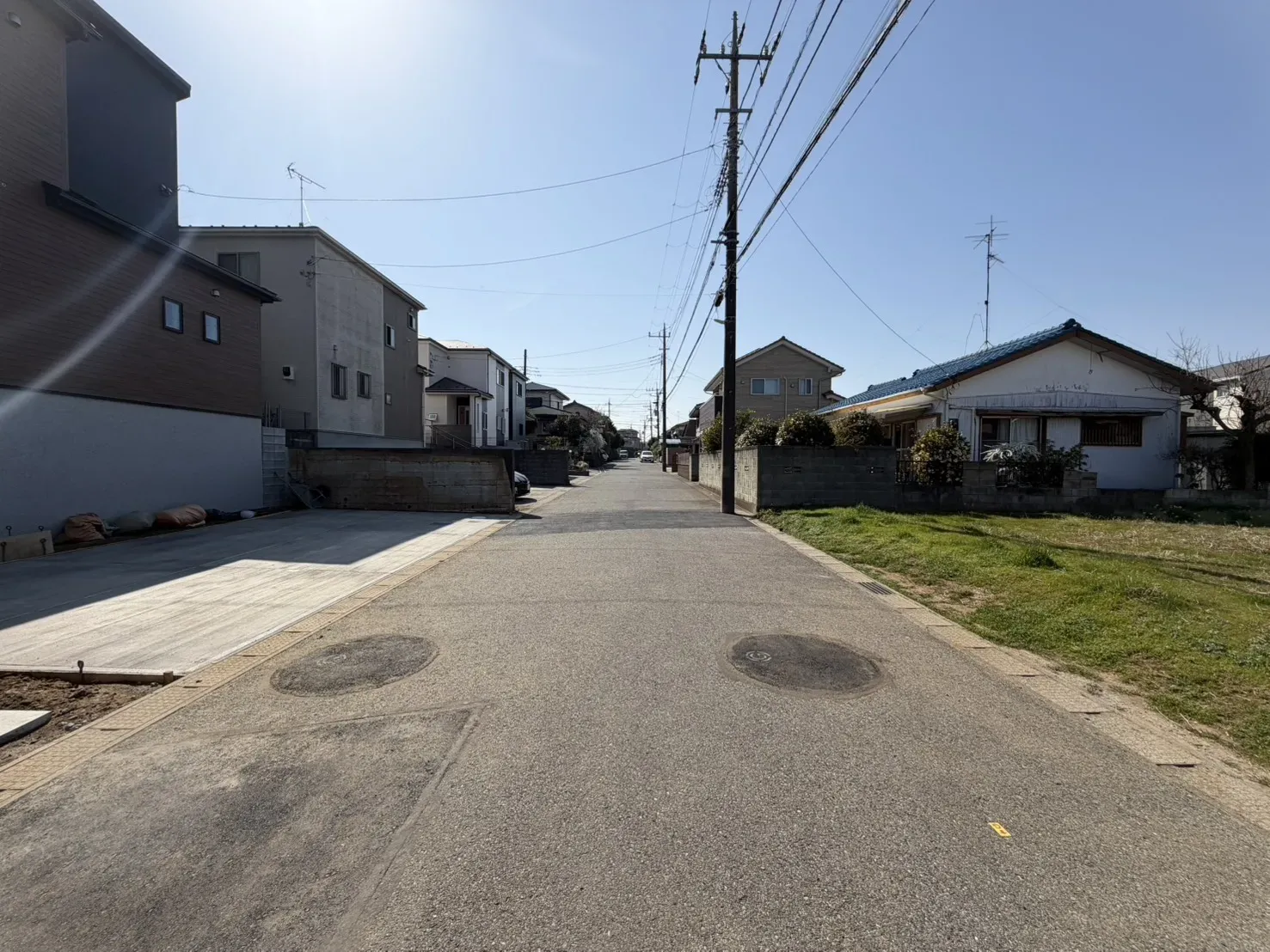 【前面道路　約6.0m】