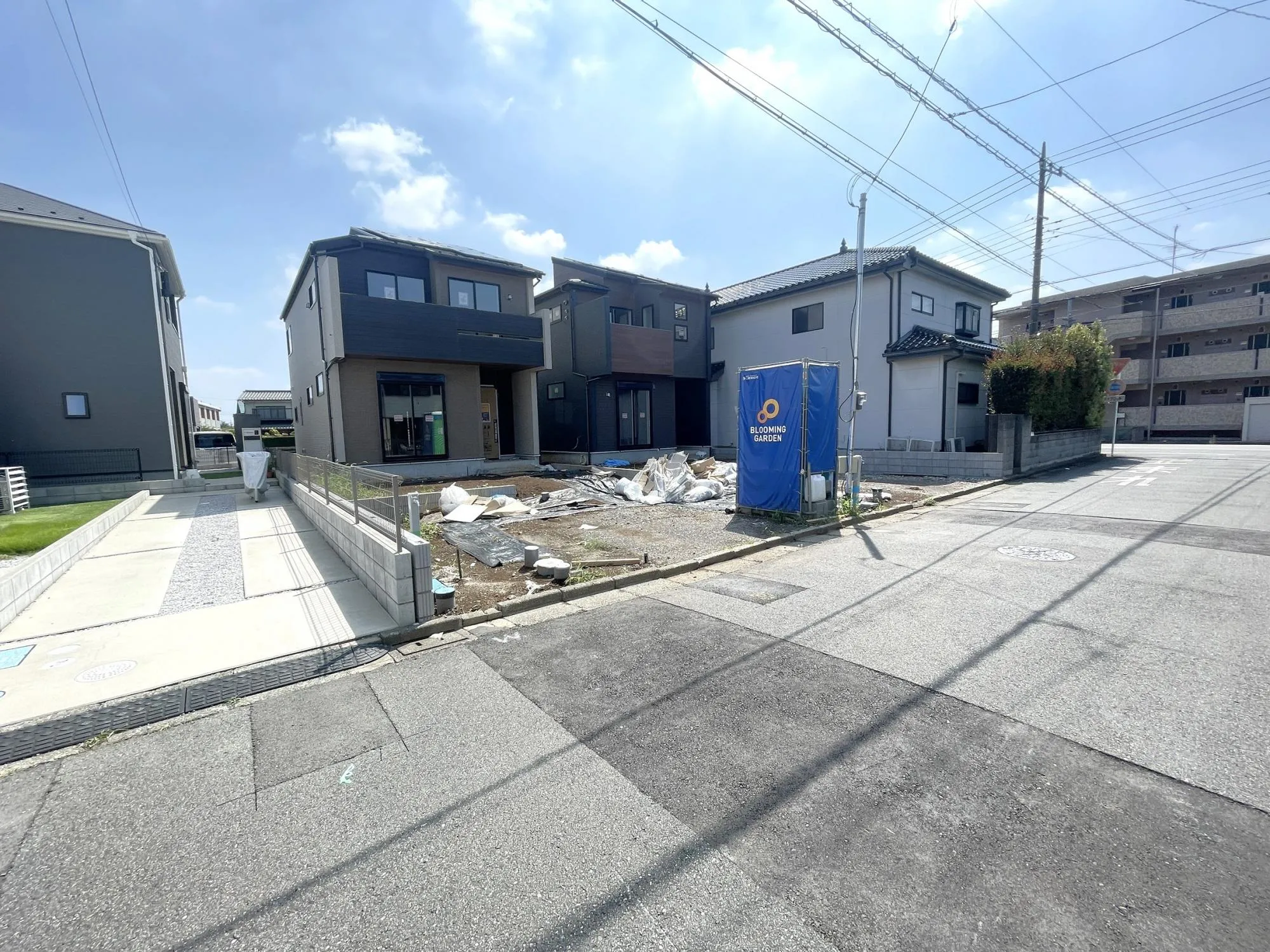 【外観写真】LDKは17帖以上の広さに折上天井を採用。開放感のあるリビングで、家族がゆったりと過ごせます。