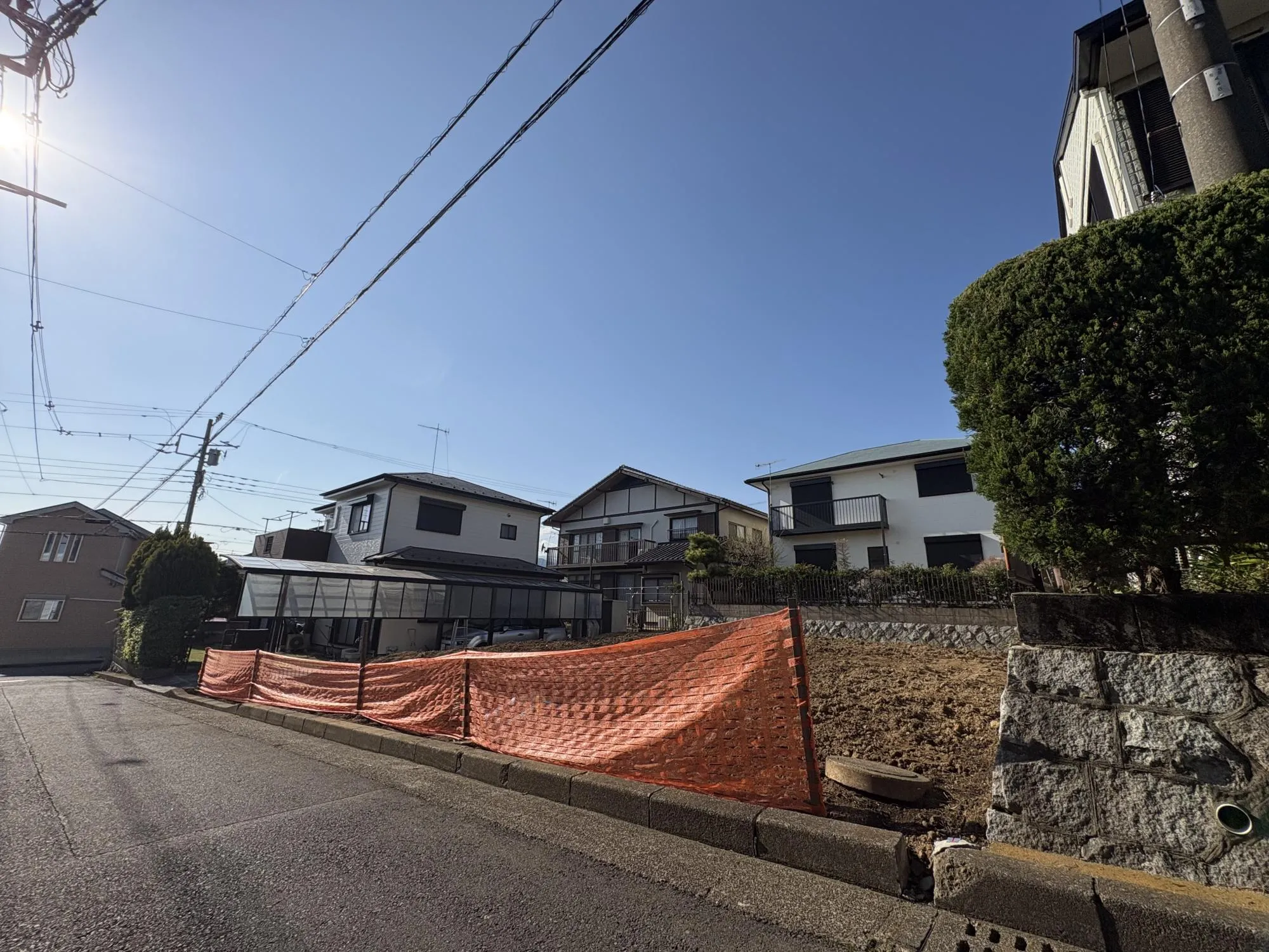 小田急電鉄小田原線 伊勢原駅までバス10分 みどりが丘バス停まで徒歩3分