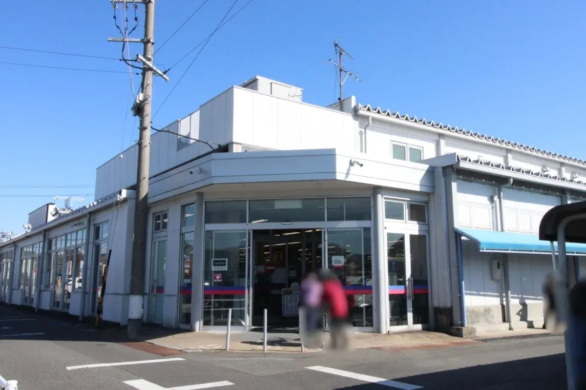 カネスエ浅井店