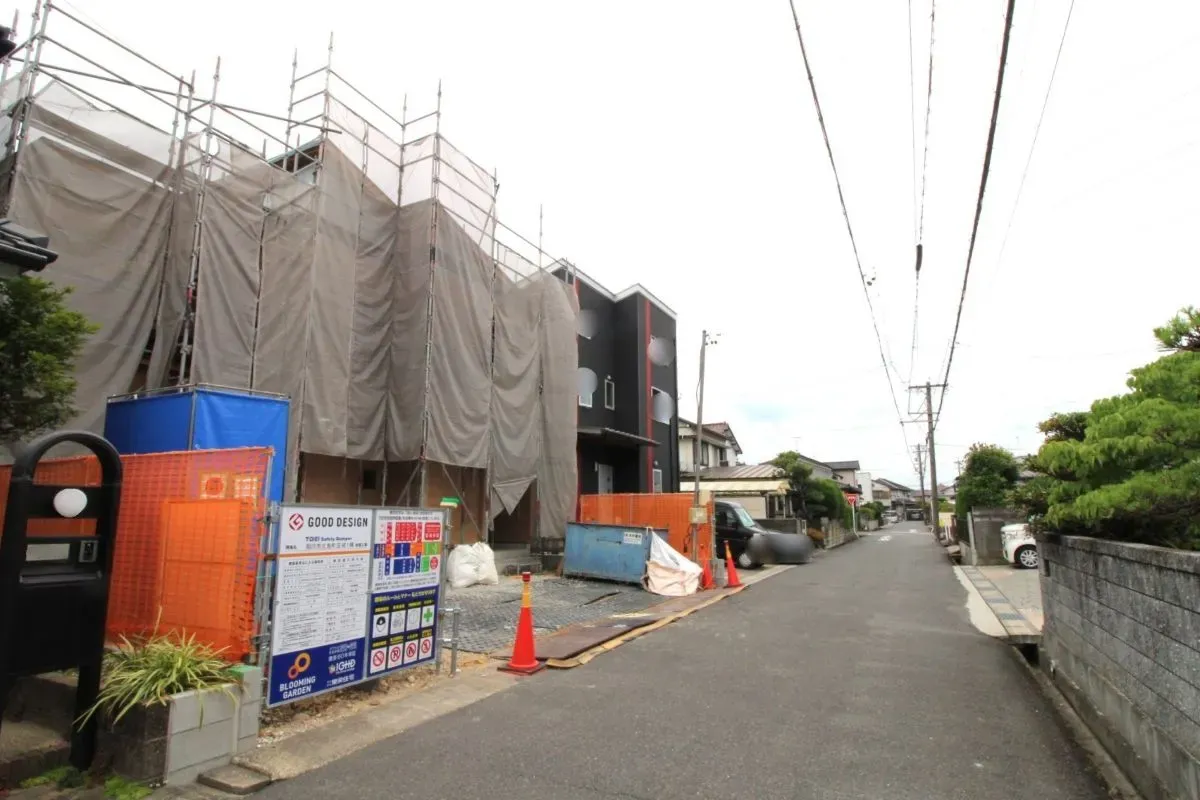 6月14日撮影 北側道路(東→西)