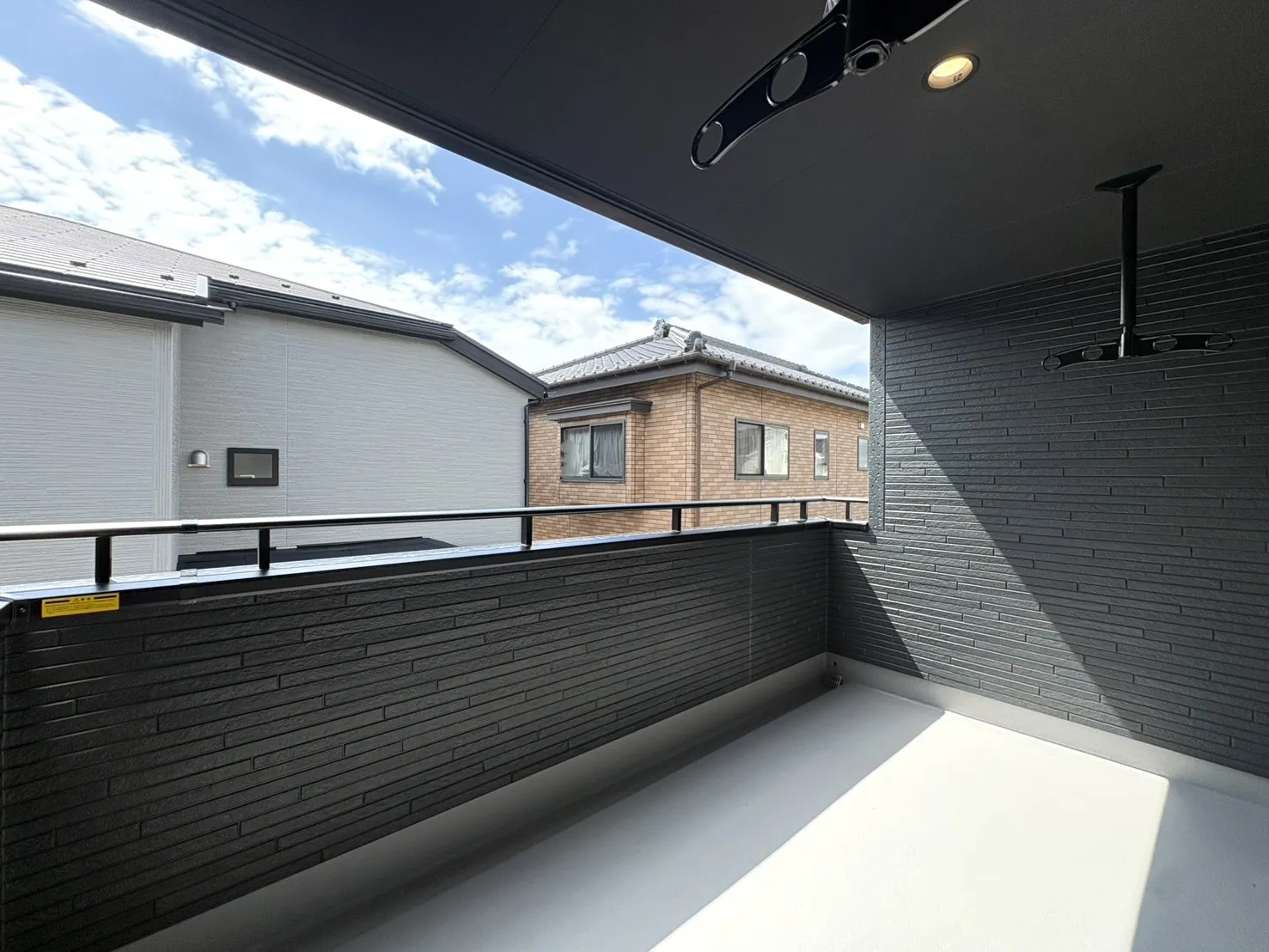 【1号棟バルコニー】
