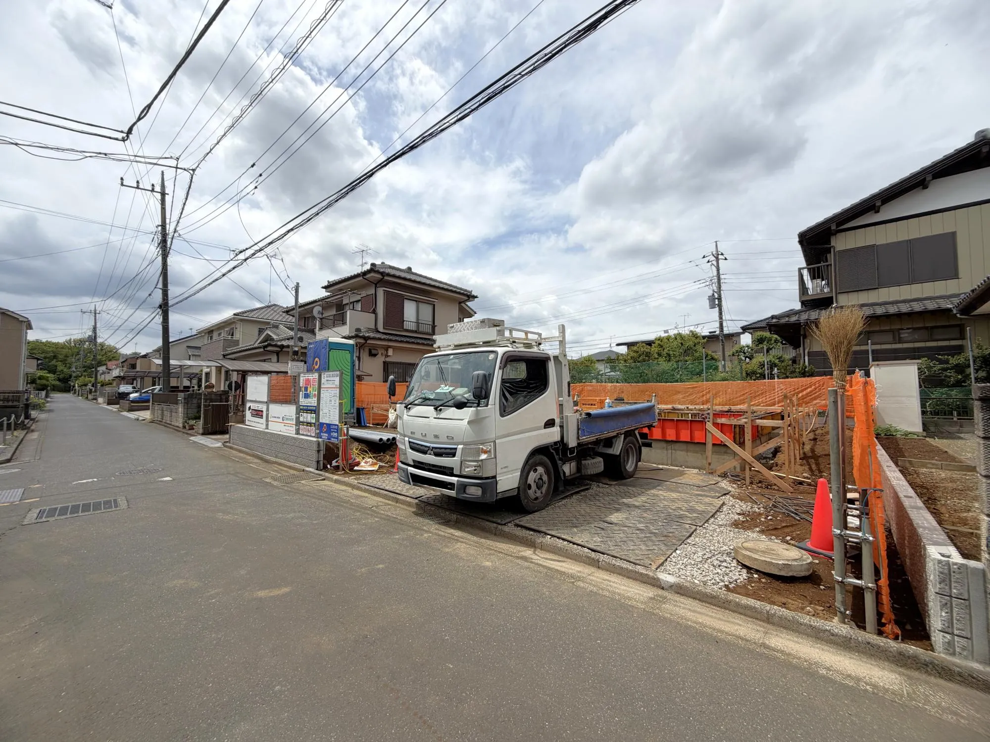 基礎工事中