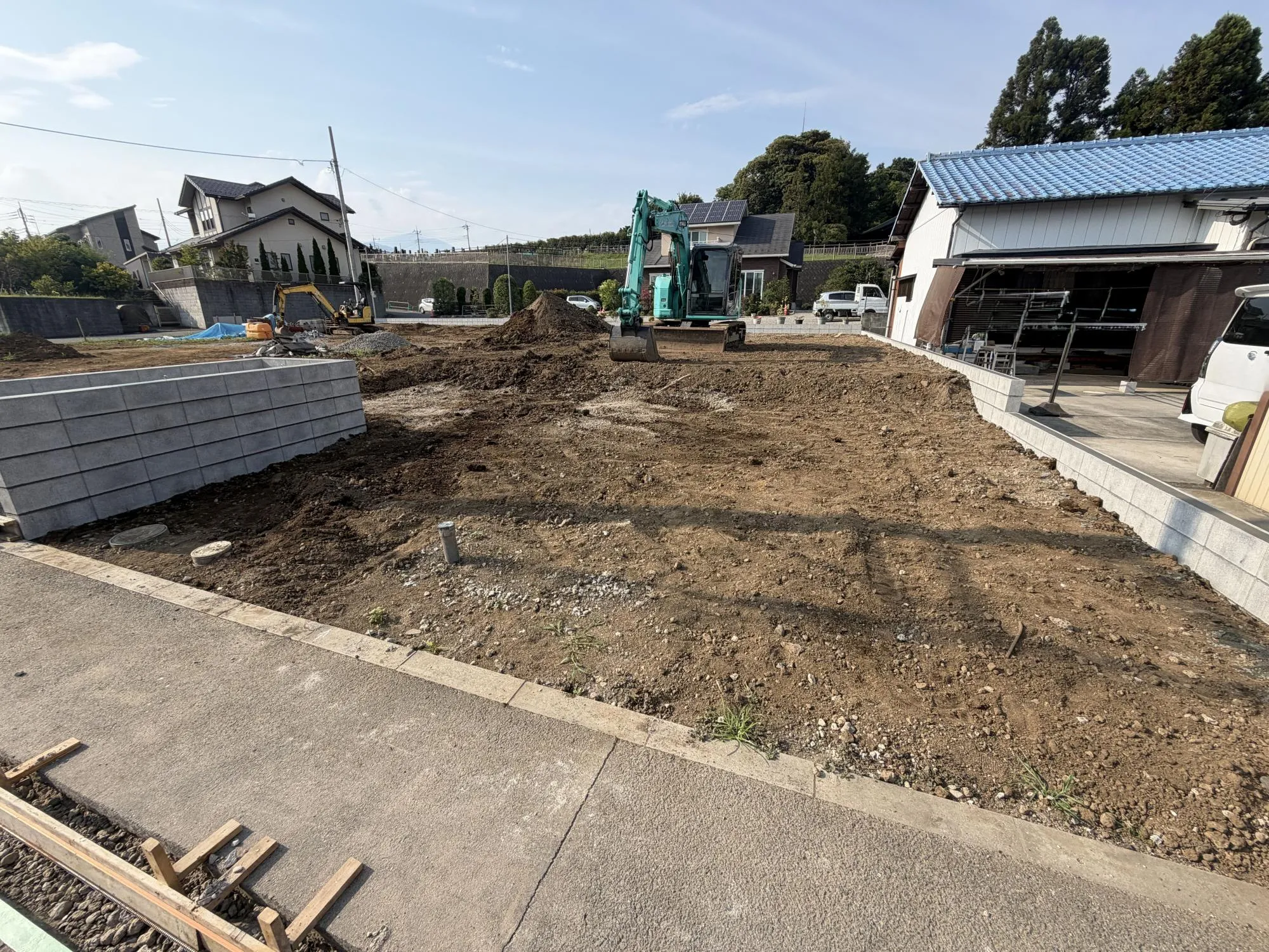 販売現地