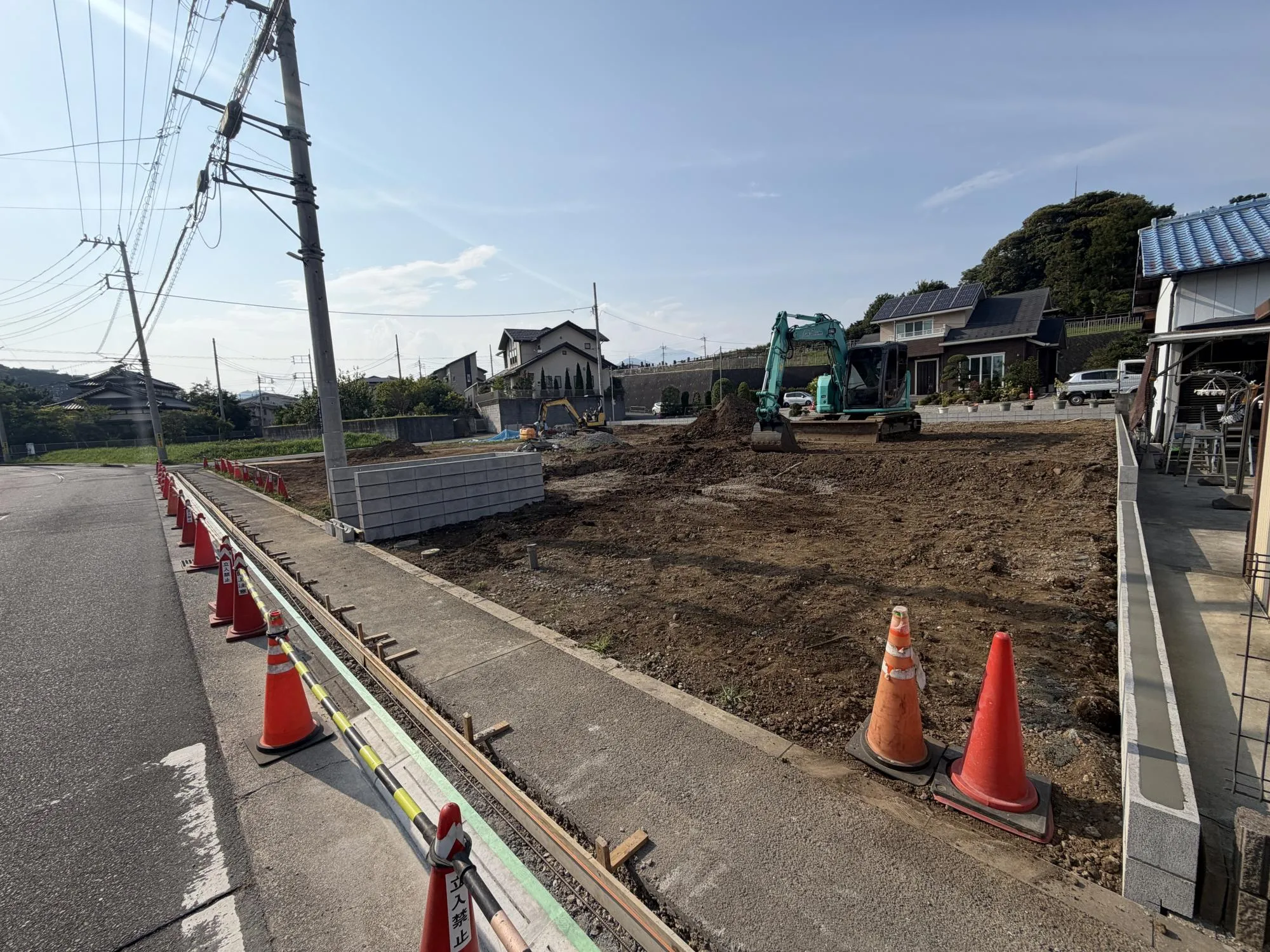 販売現地