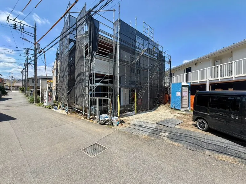 当社売主!
防水シートが貼られました。
完成が楽しみな物件となっております!