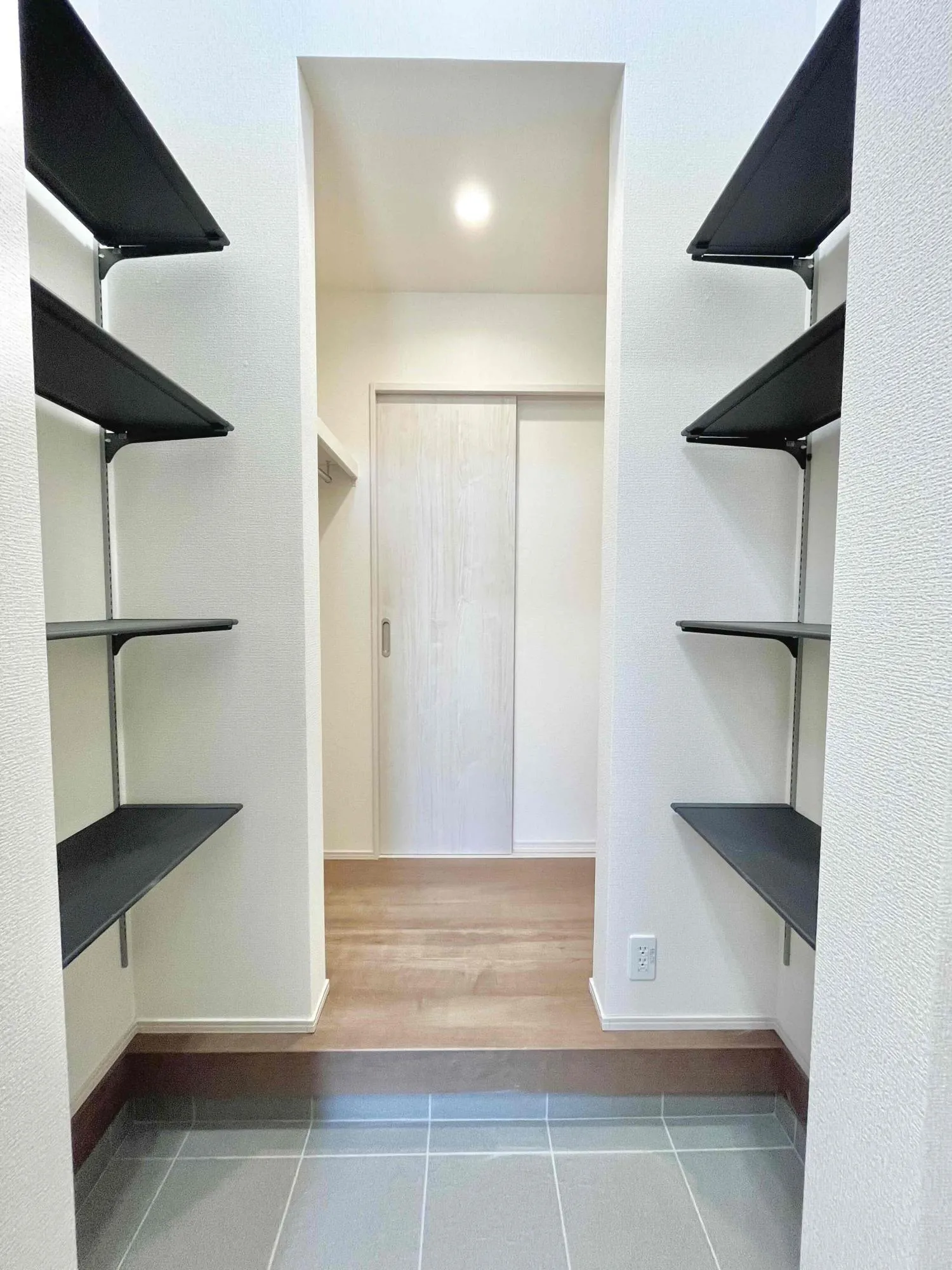 1号棟　土間収納