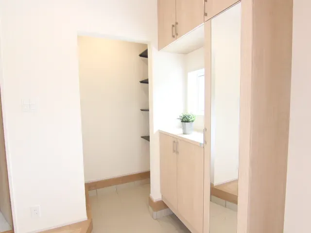 玄関　2号棟