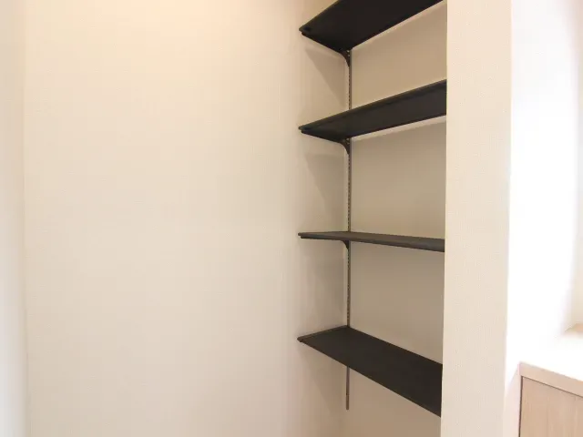 玄関土間収納　2号棟