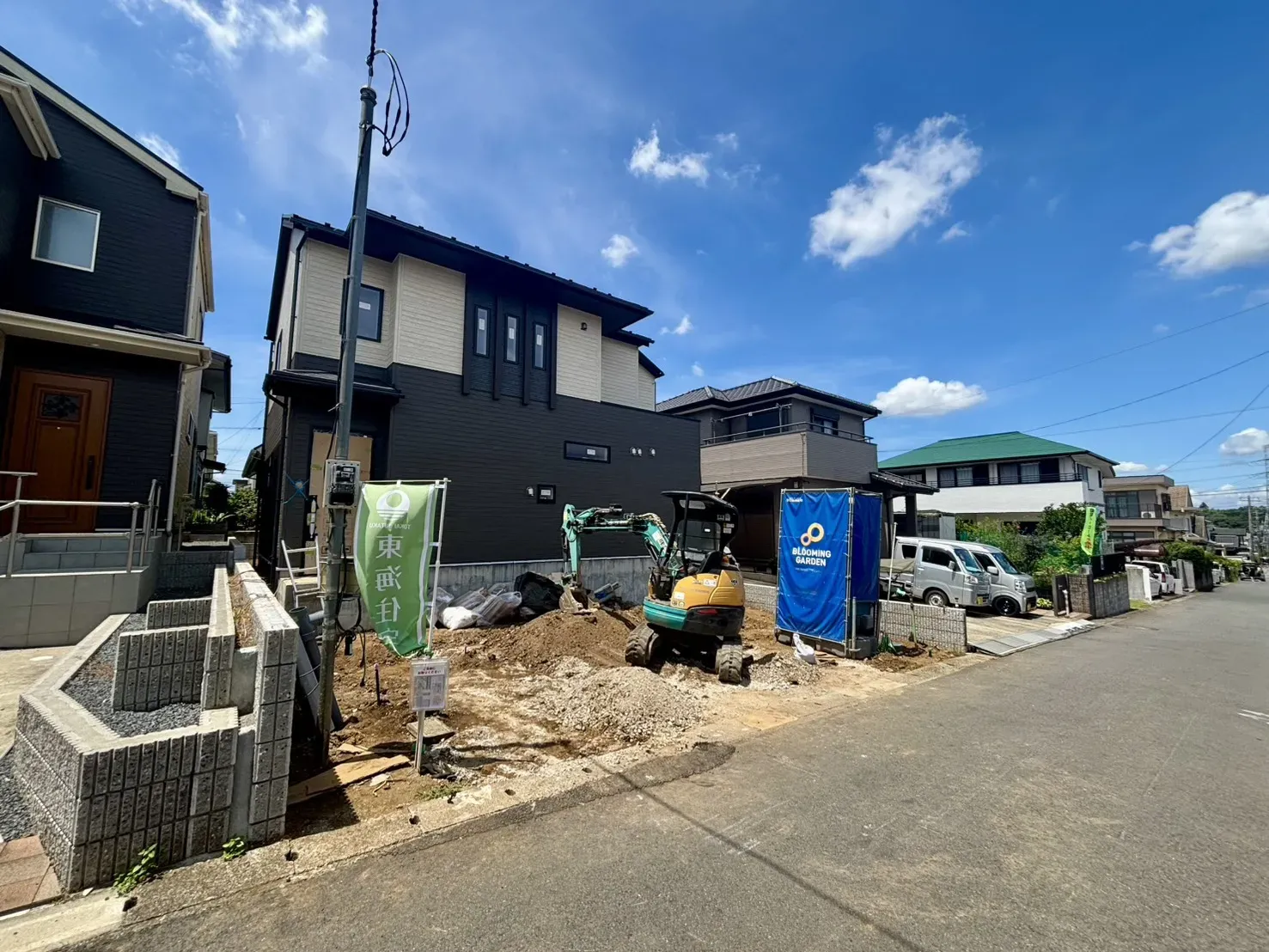 前面道路含む現地写真(7/19撮影)