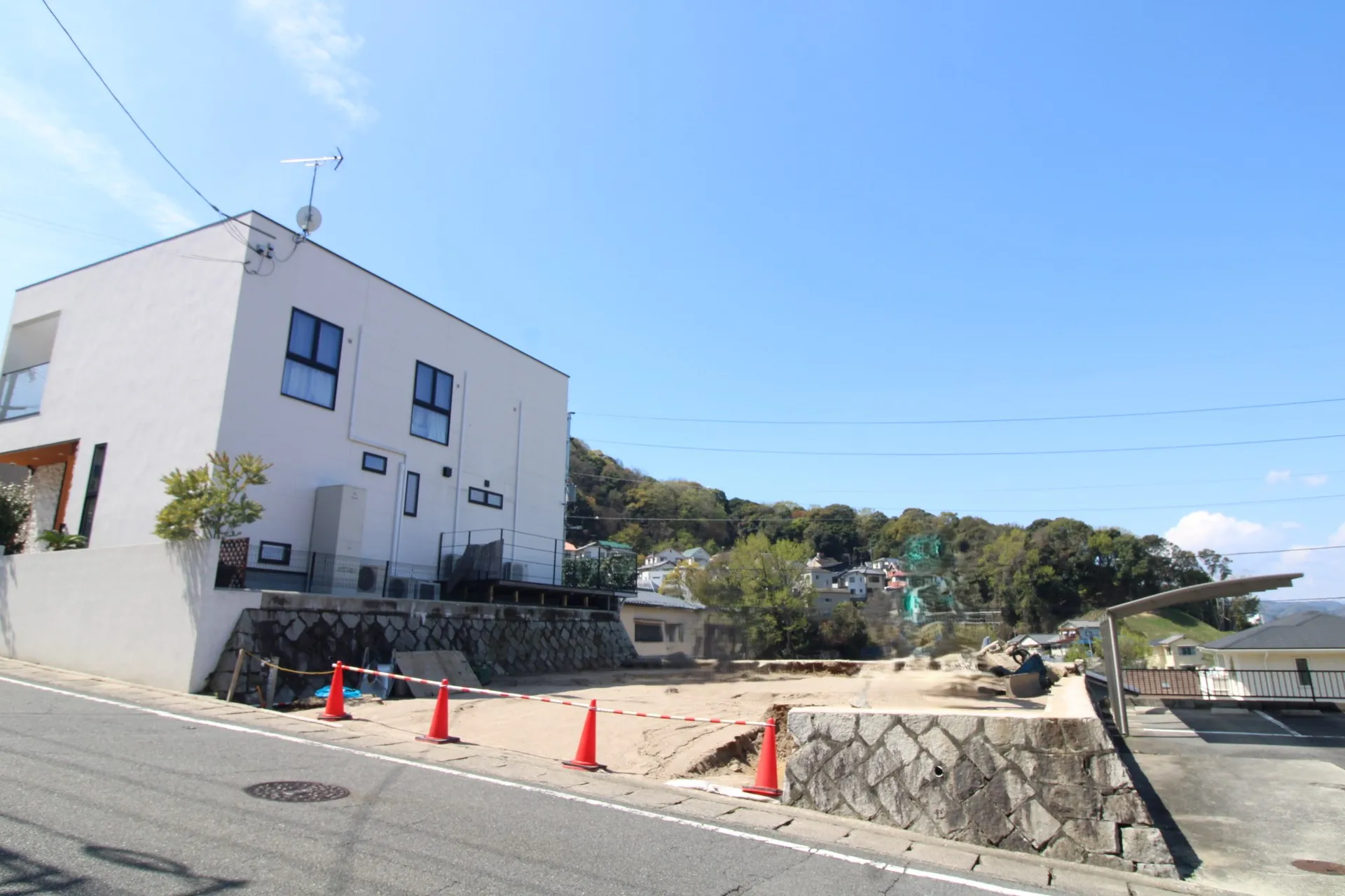 前面道路から見た宅地