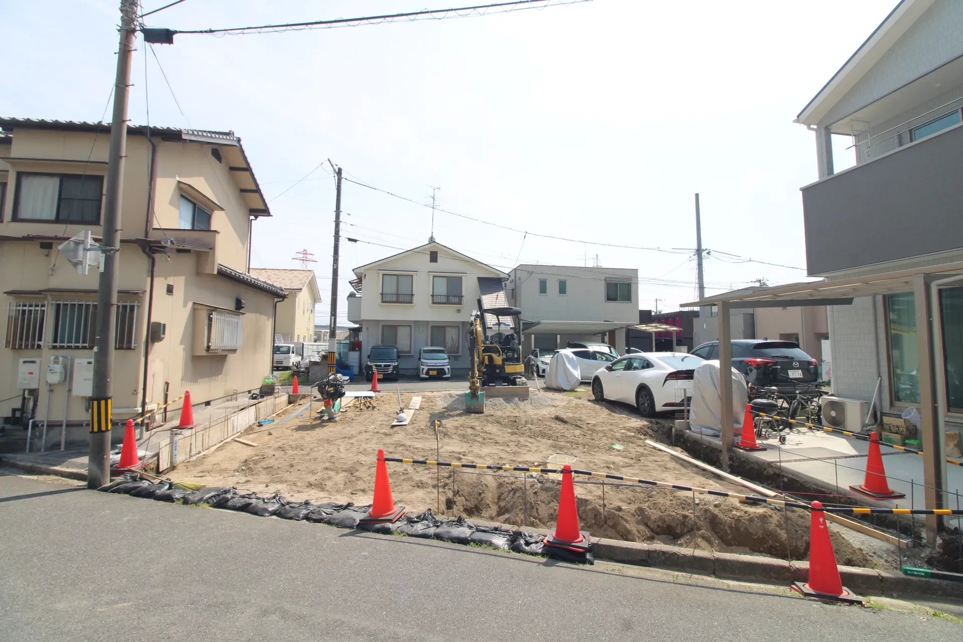 前面道路から見た宅地