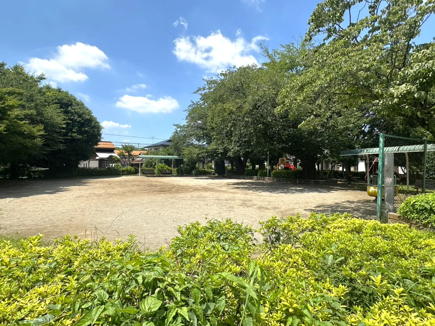 扇西ふじ棚公園