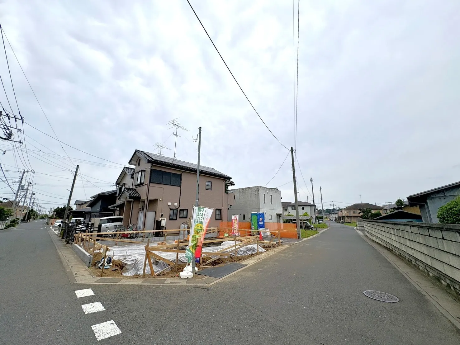 【外観写真】食器洗浄乾燥機や浴室換気乾燥機、ウォークインクローゼットなど、暮らしを快適にする設備が充実しています。