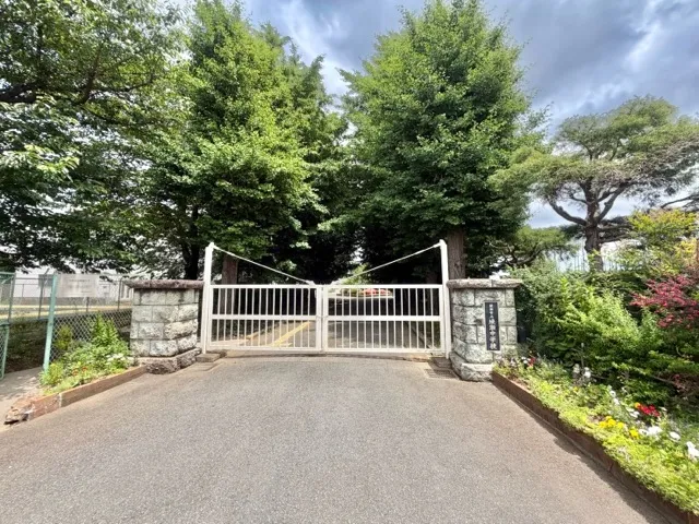 綾瀬市立綾瀬中学校