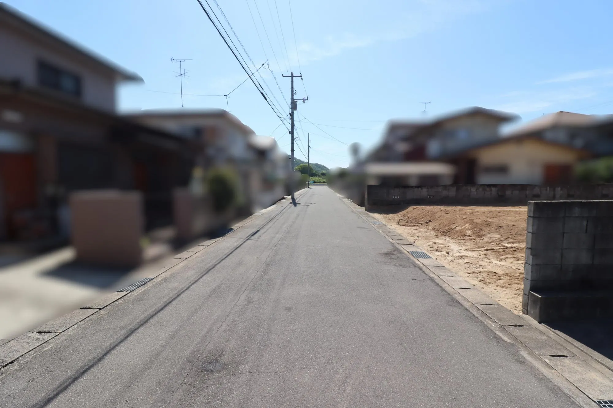 【南側前面道路】