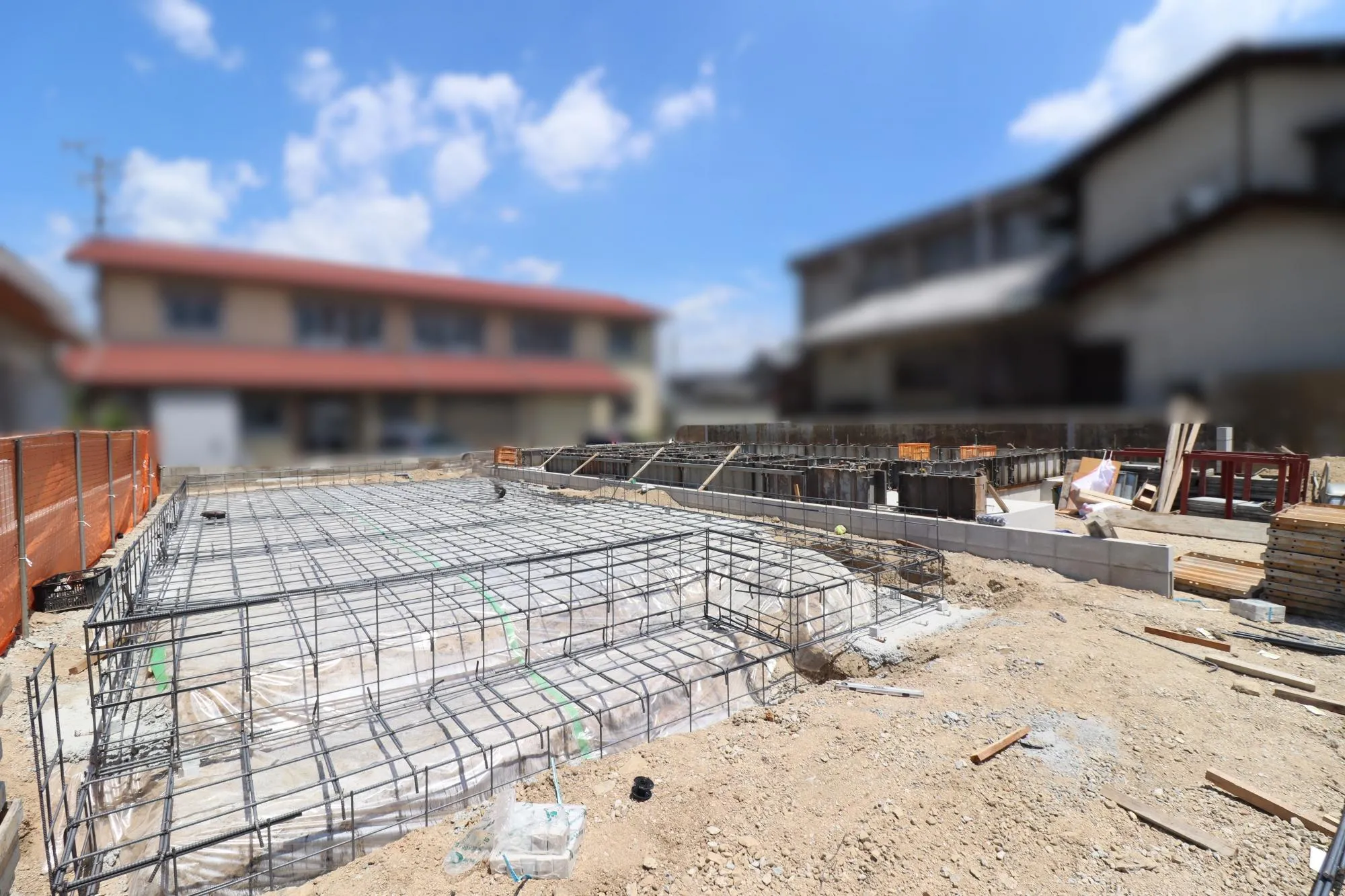 【現地写真:基礎工事中】