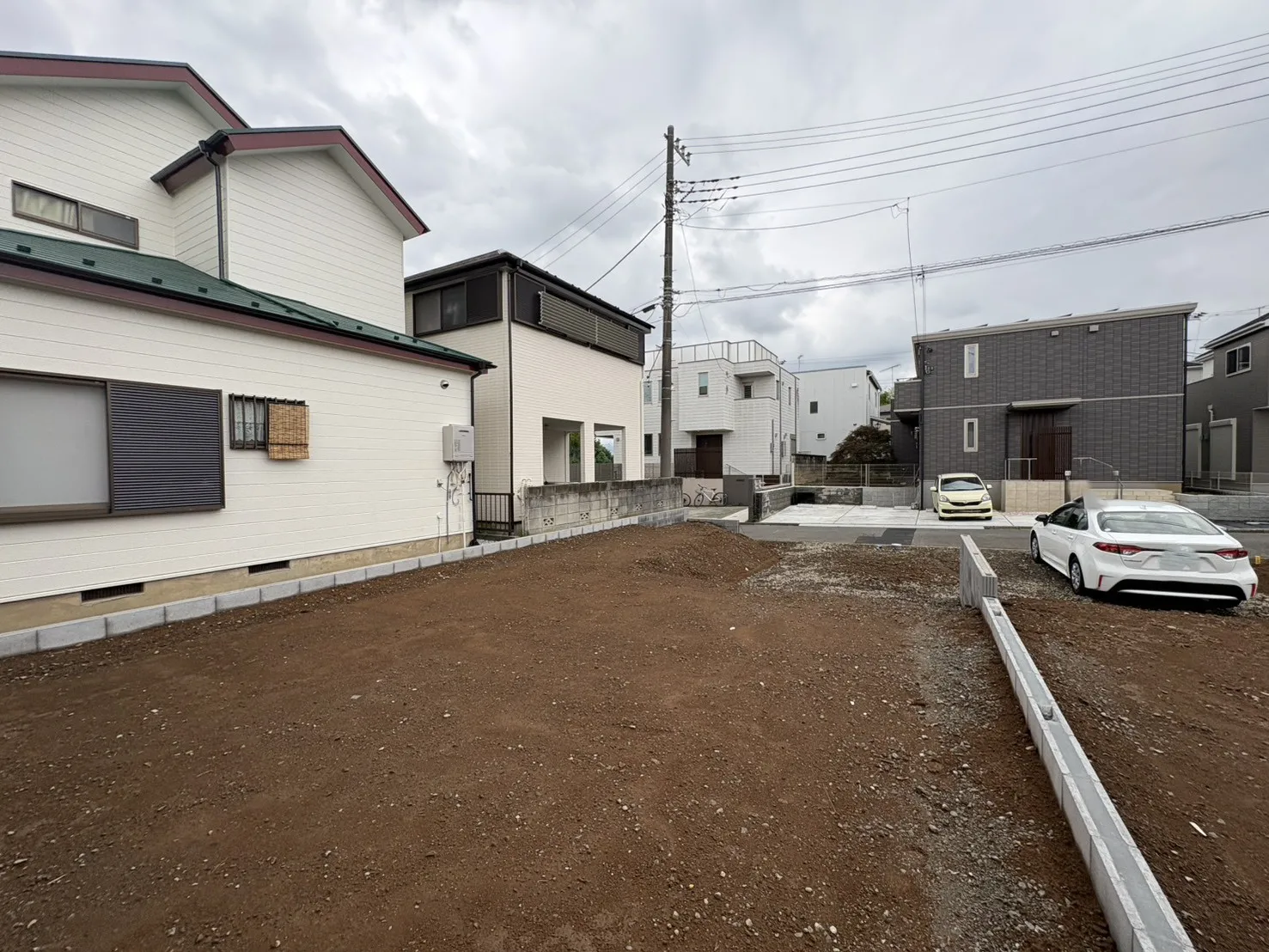 販売現地
