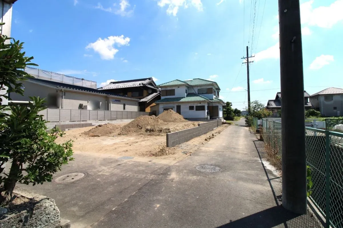 8月24日撮影 西側道路(北→南)