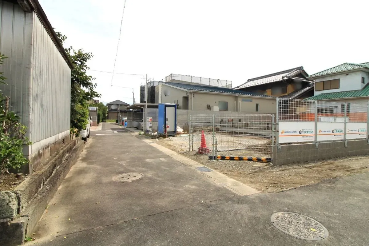 9月20日撮影 北側道路(西→東)
