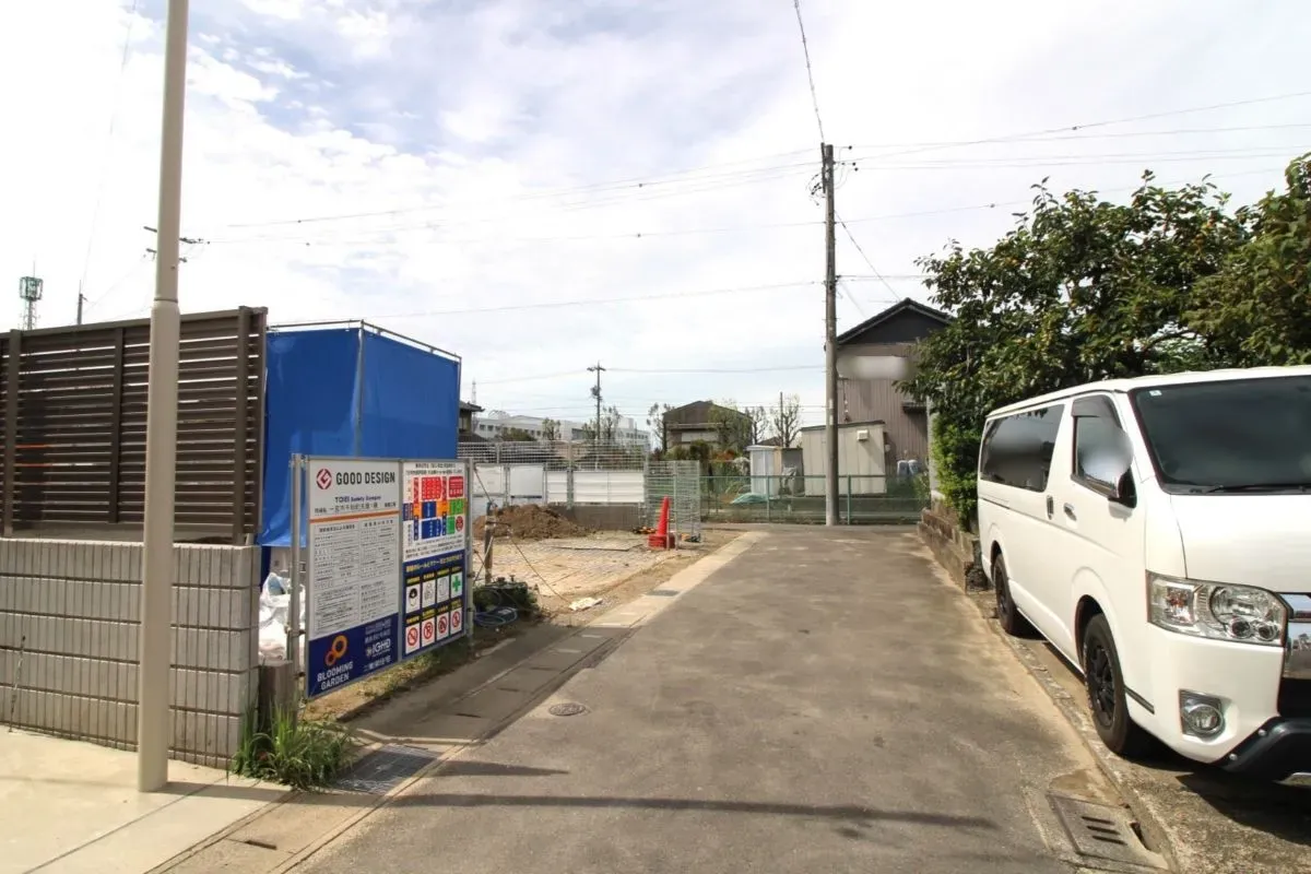 9月20日撮影 北側道路(東→西)