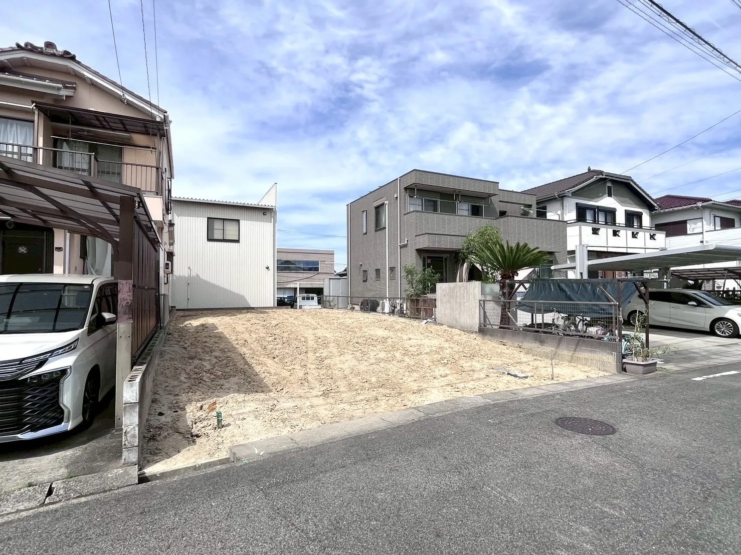 販売現地