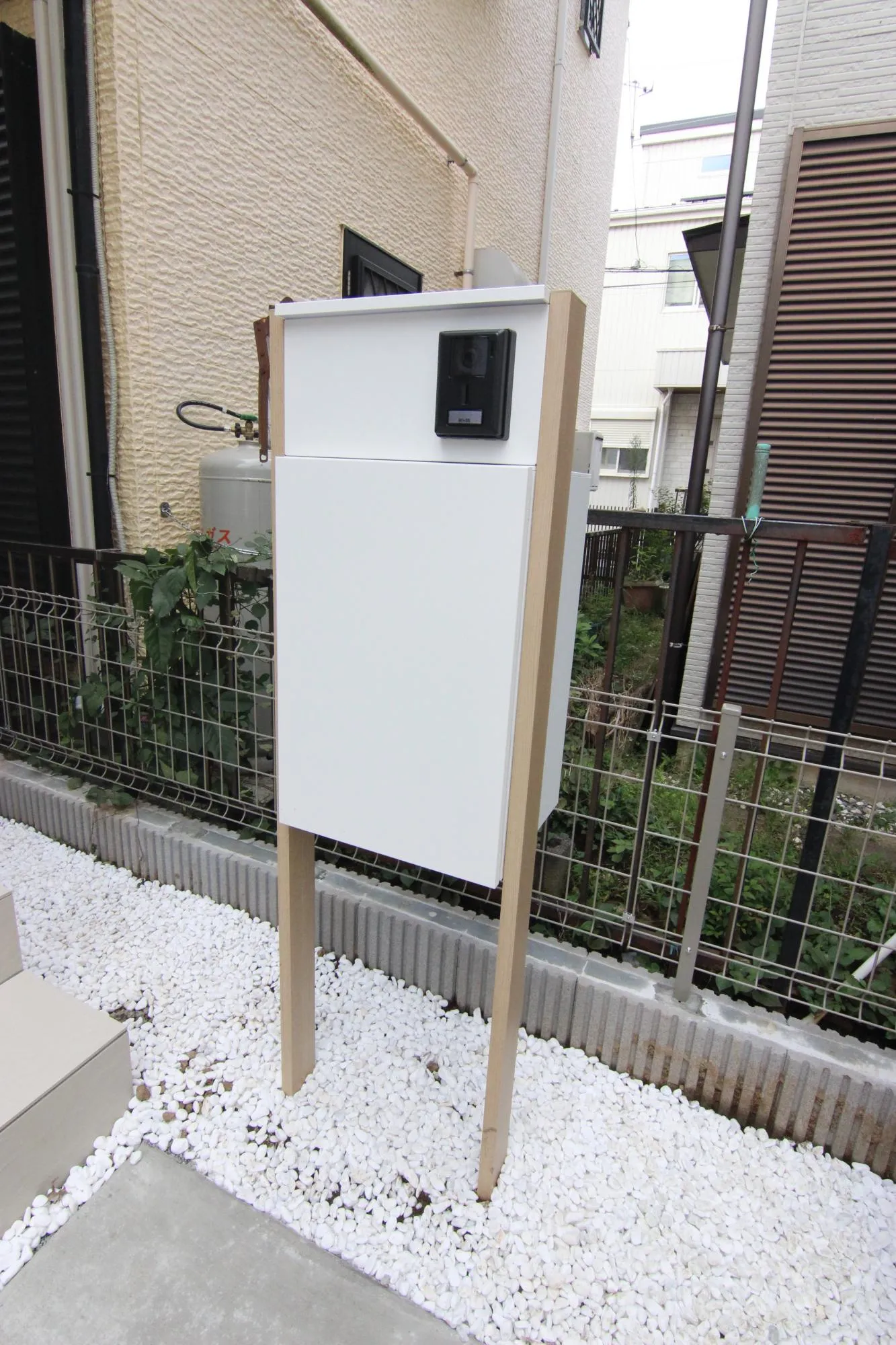 宅配ボックス付きポスト