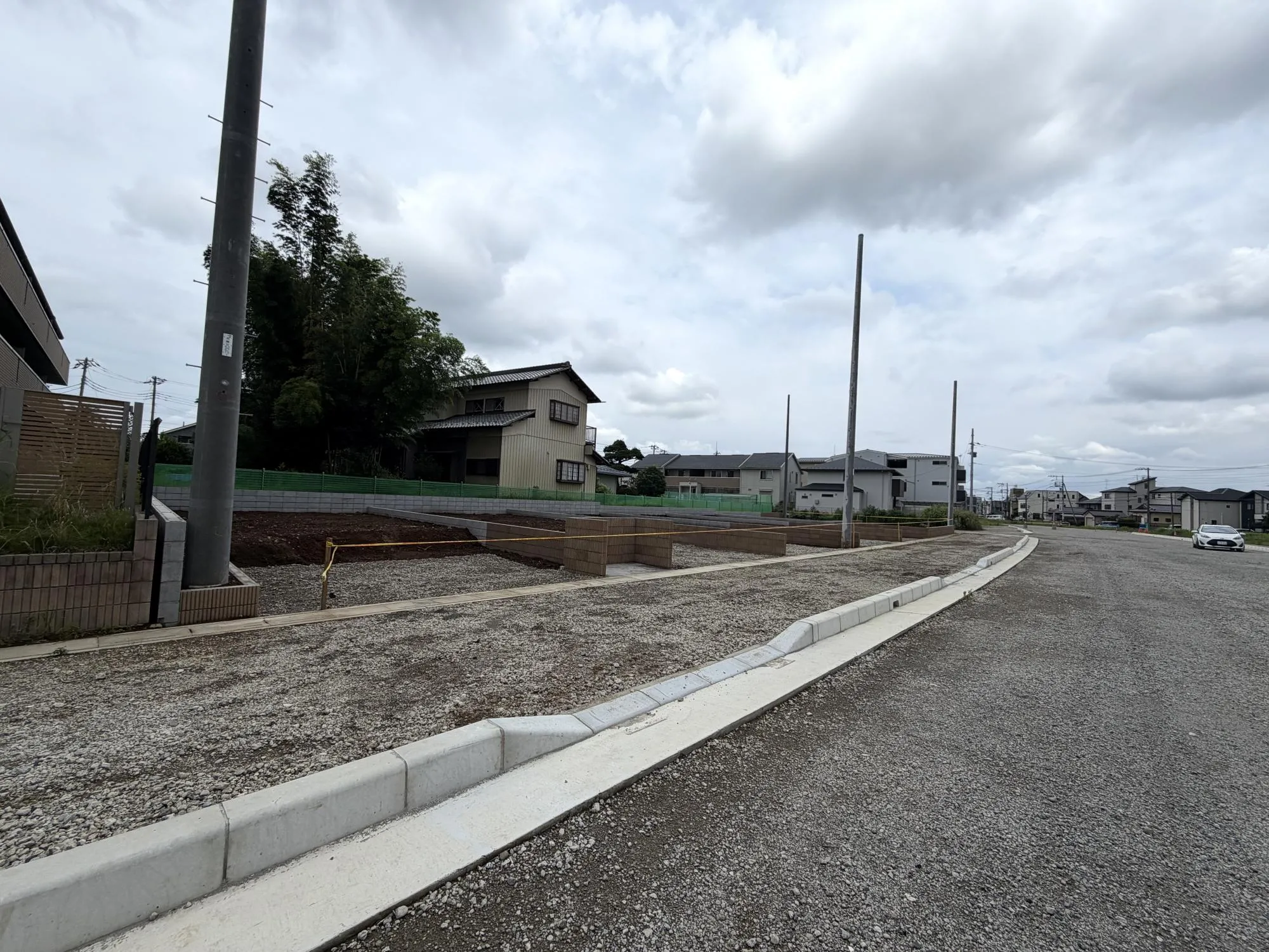 造成