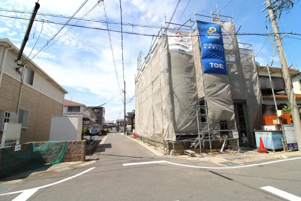 7月26日撮影 西側道路(南→北)