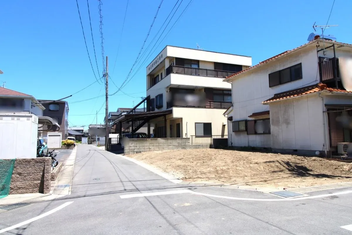 5月30日撮影 西側道路(南→北)