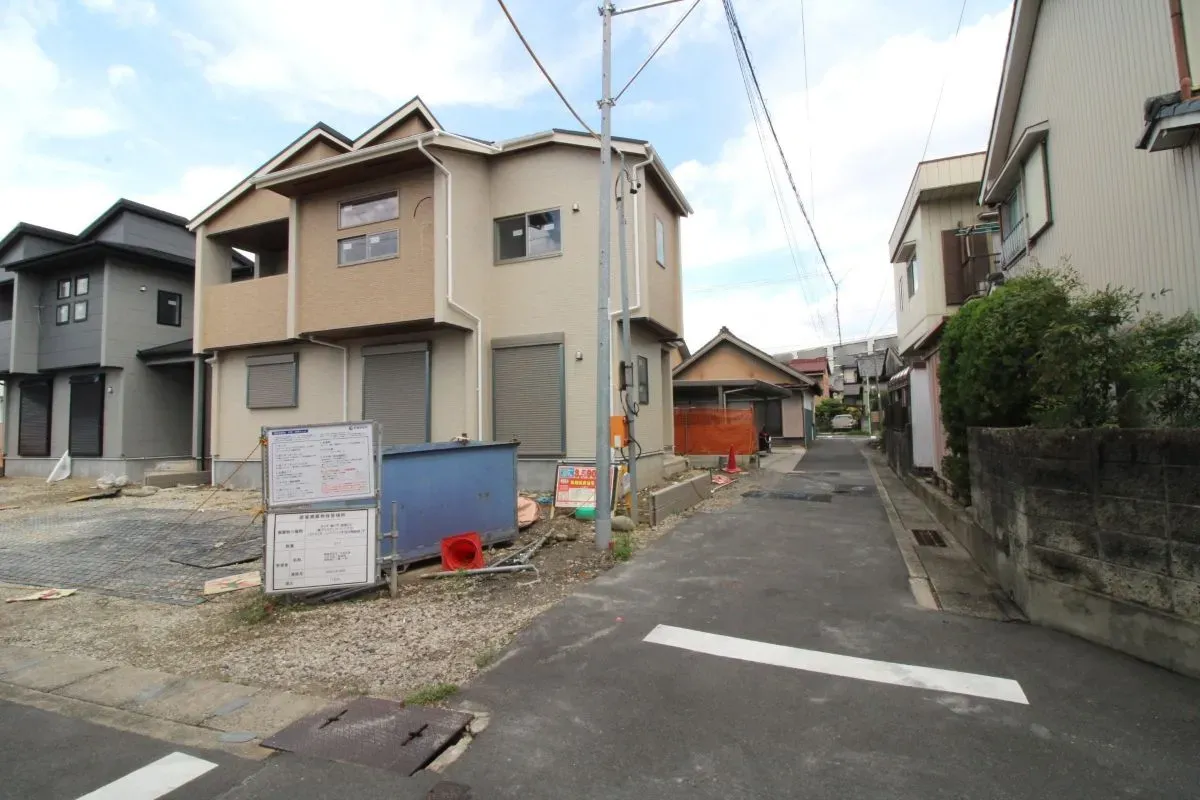 8月30日撮影 東側道路(南→北)