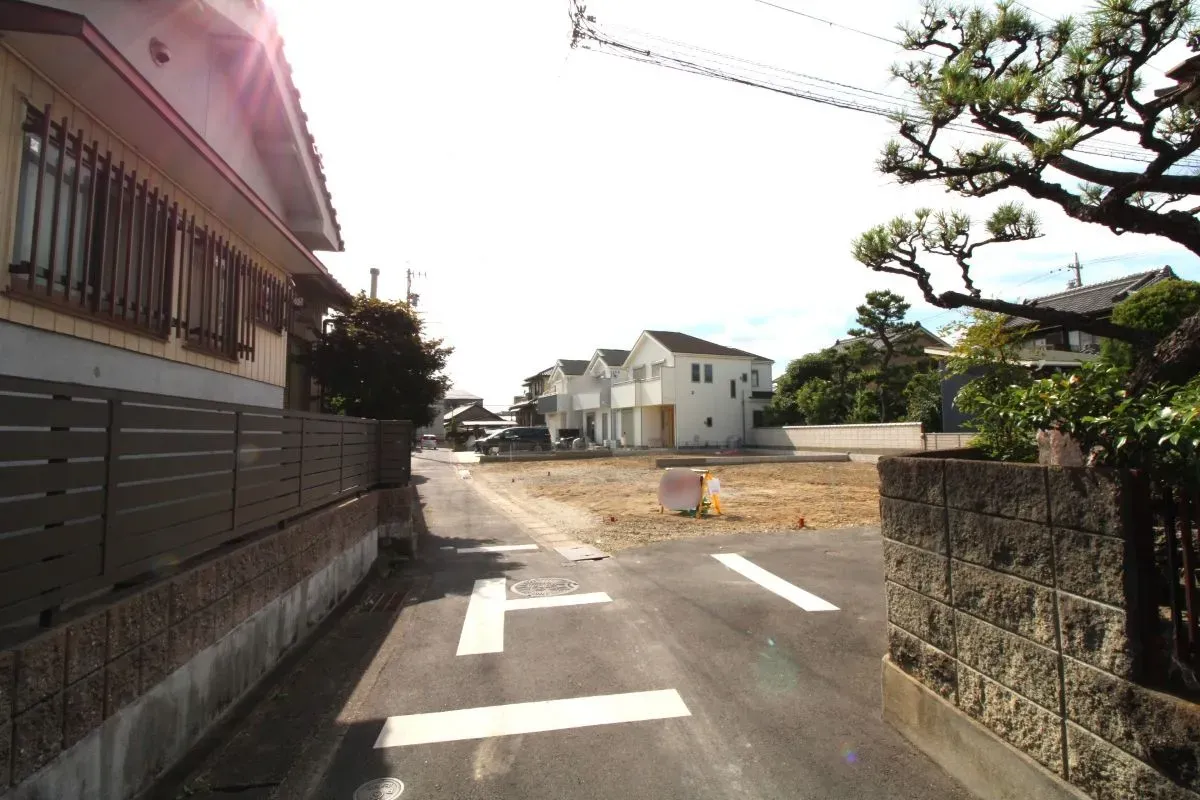 6月18日撮影 南側道路(東→西)