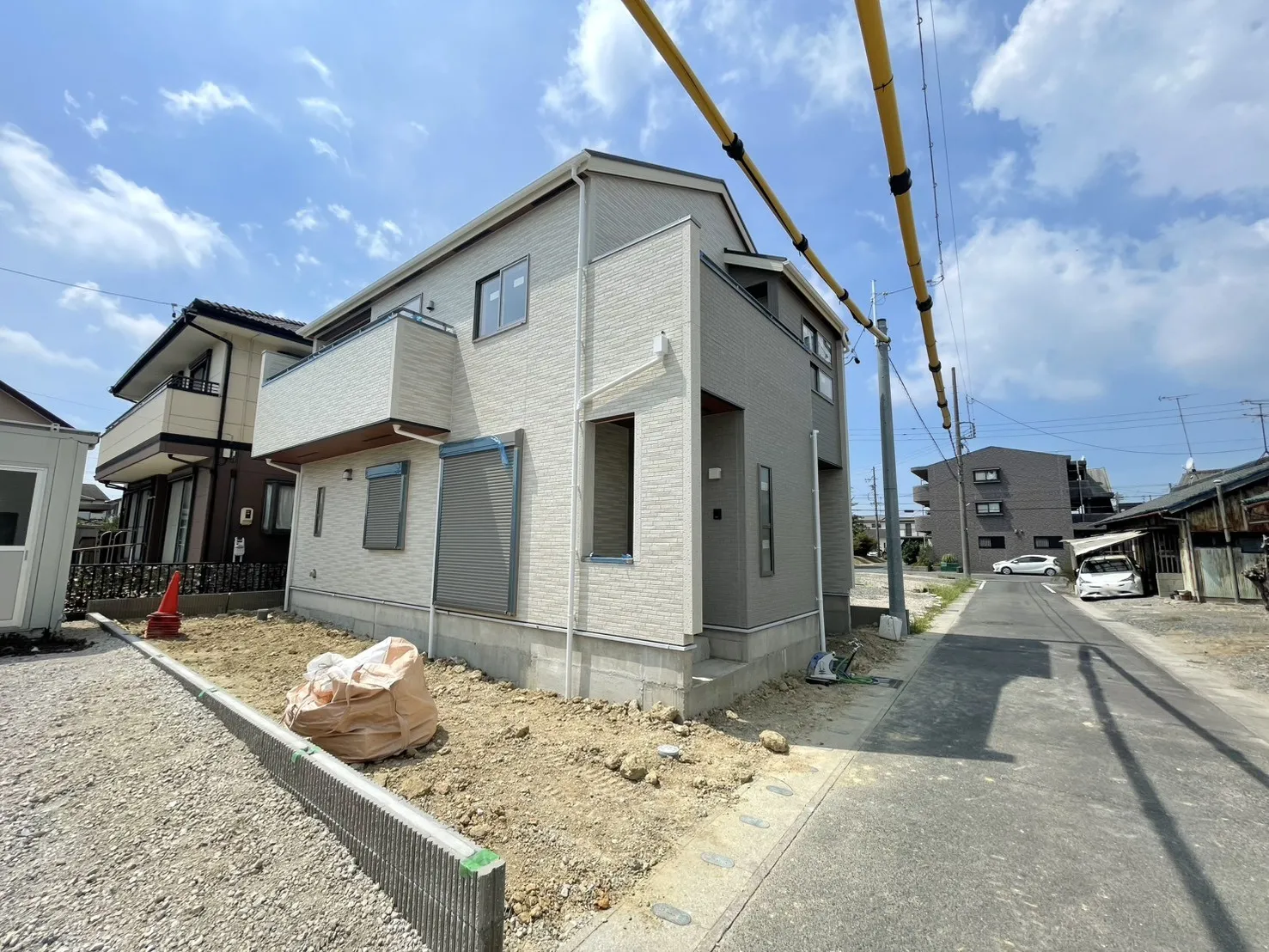 販売現地