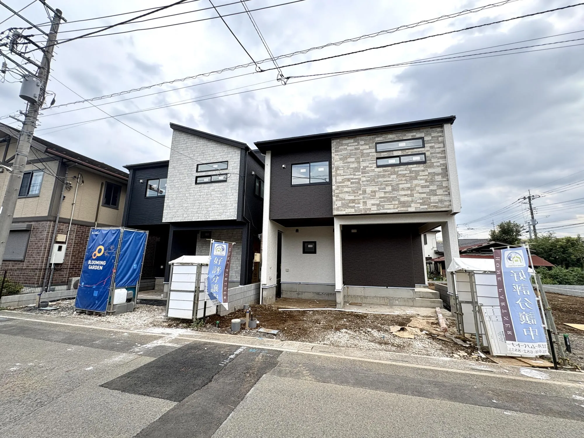 【外観写真】太陽光パネルを標準搭載した長期優良住宅。環境にも家計にも優しく、将来を見据えた住まいです。