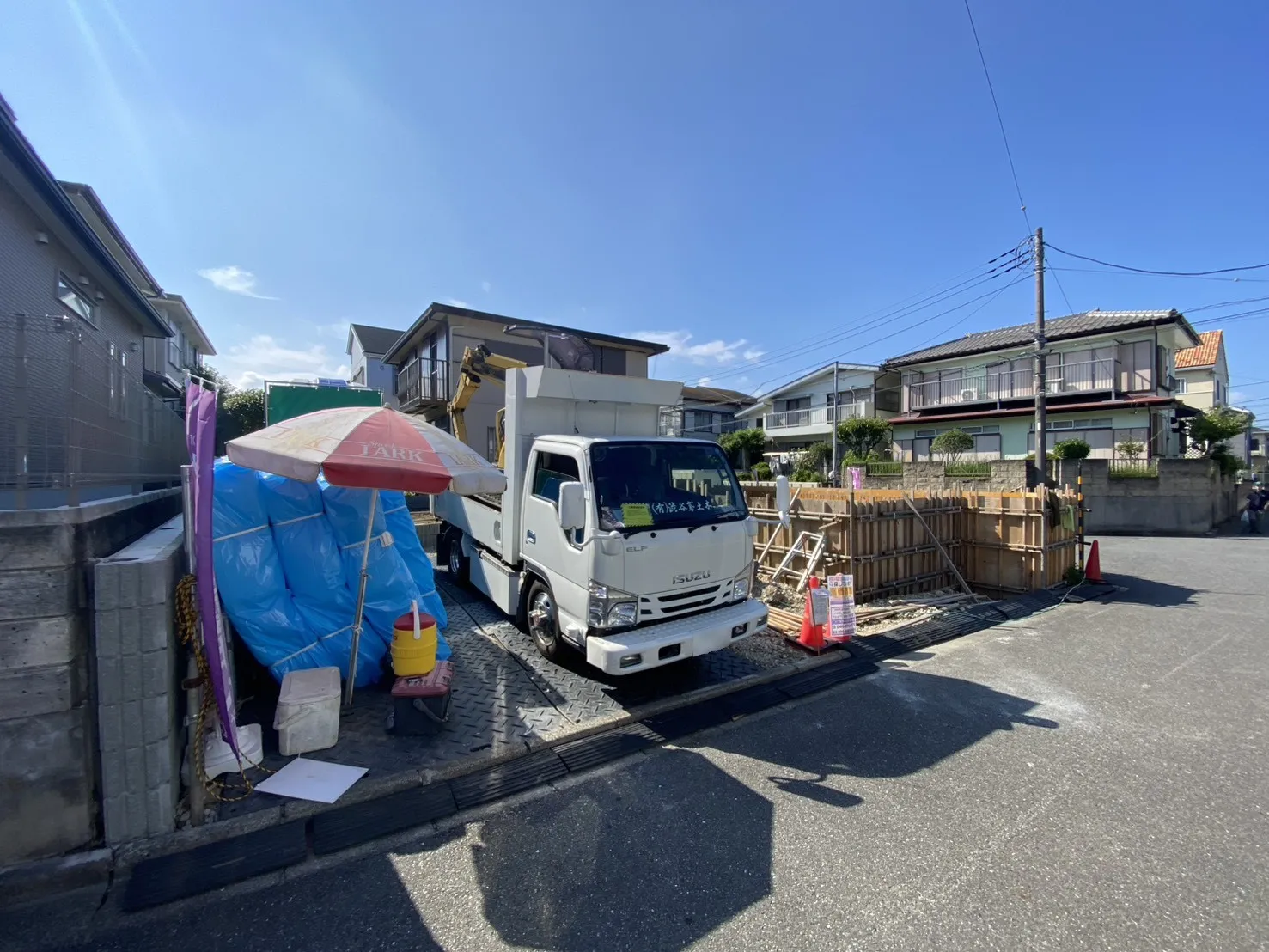販売現地