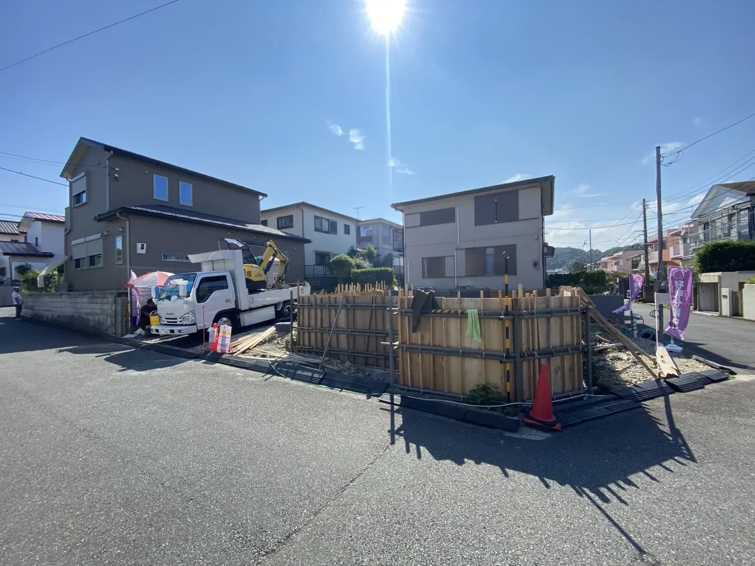 販売現地