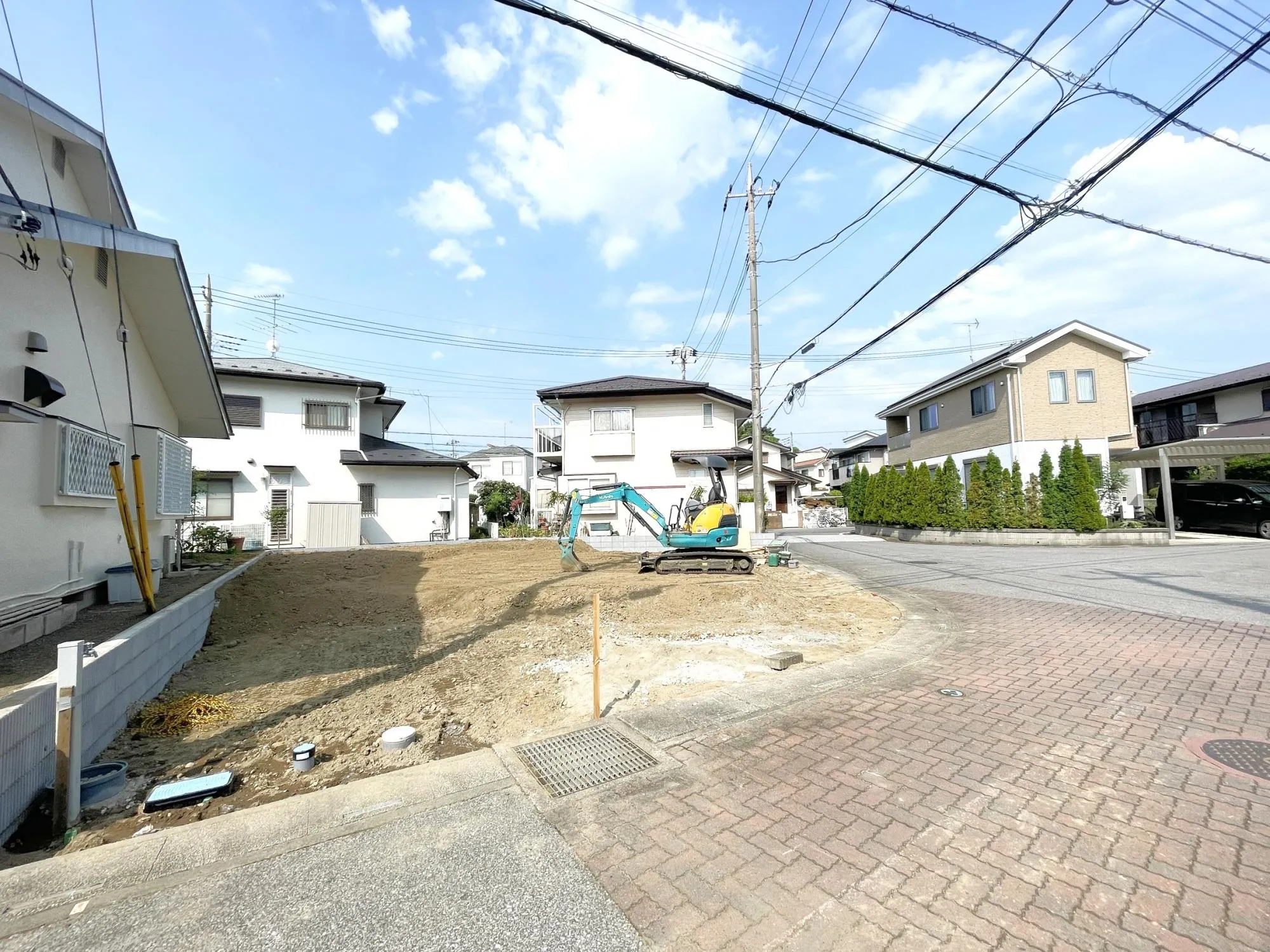 【外観写真】小学校9分・中学校12分圏内に揃う、子育て世帯にも暮らしやすい住環境です。ぜひ周辺環境とあわせて現地をご見学ください。