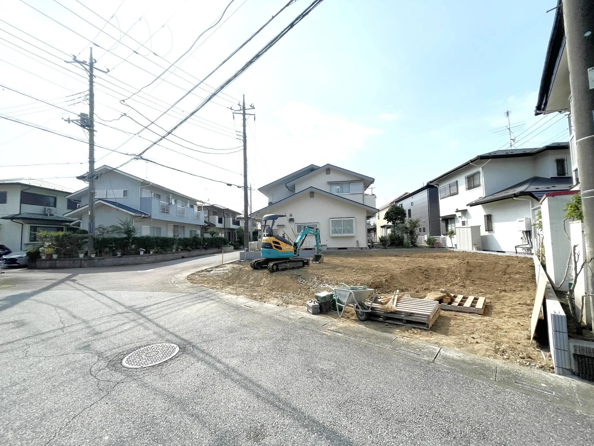 【外観写真】様々な税制優遇が受けられる、長期優良住宅です!永く住み続けられるこだわりの構造と、折上天井やアクセントクロスなどを施した、デザイン性にも配慮しています♪