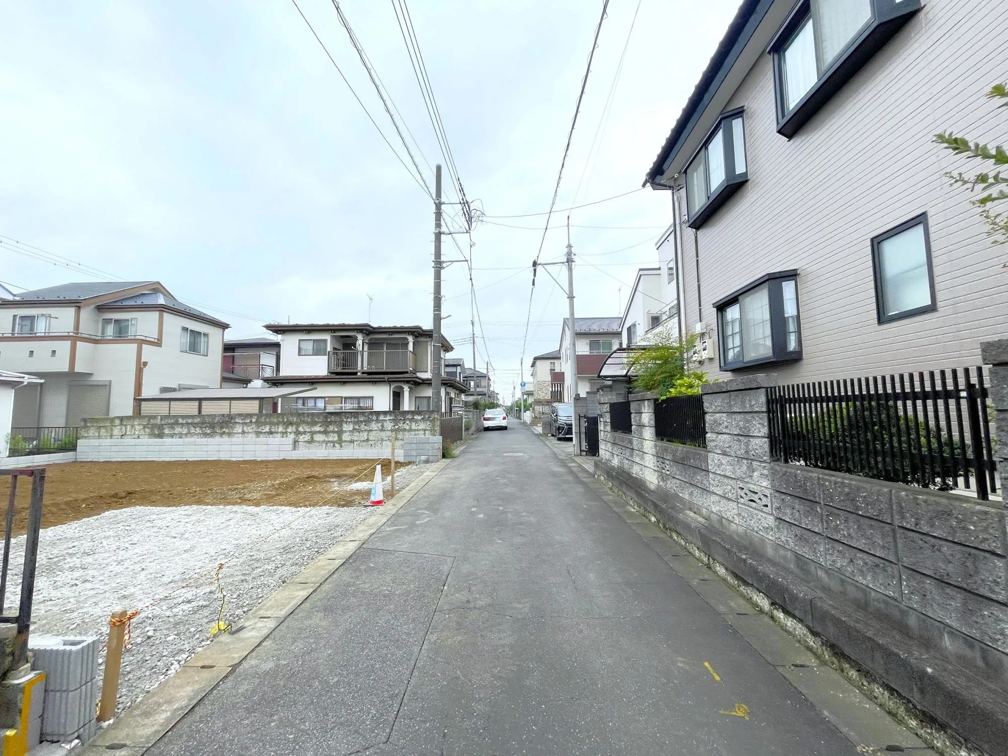 【外観写真】LDKは約16.5帖の広さに折上天井を採用。開放感のある空間で、ご家族がゆったりと過ごせます。