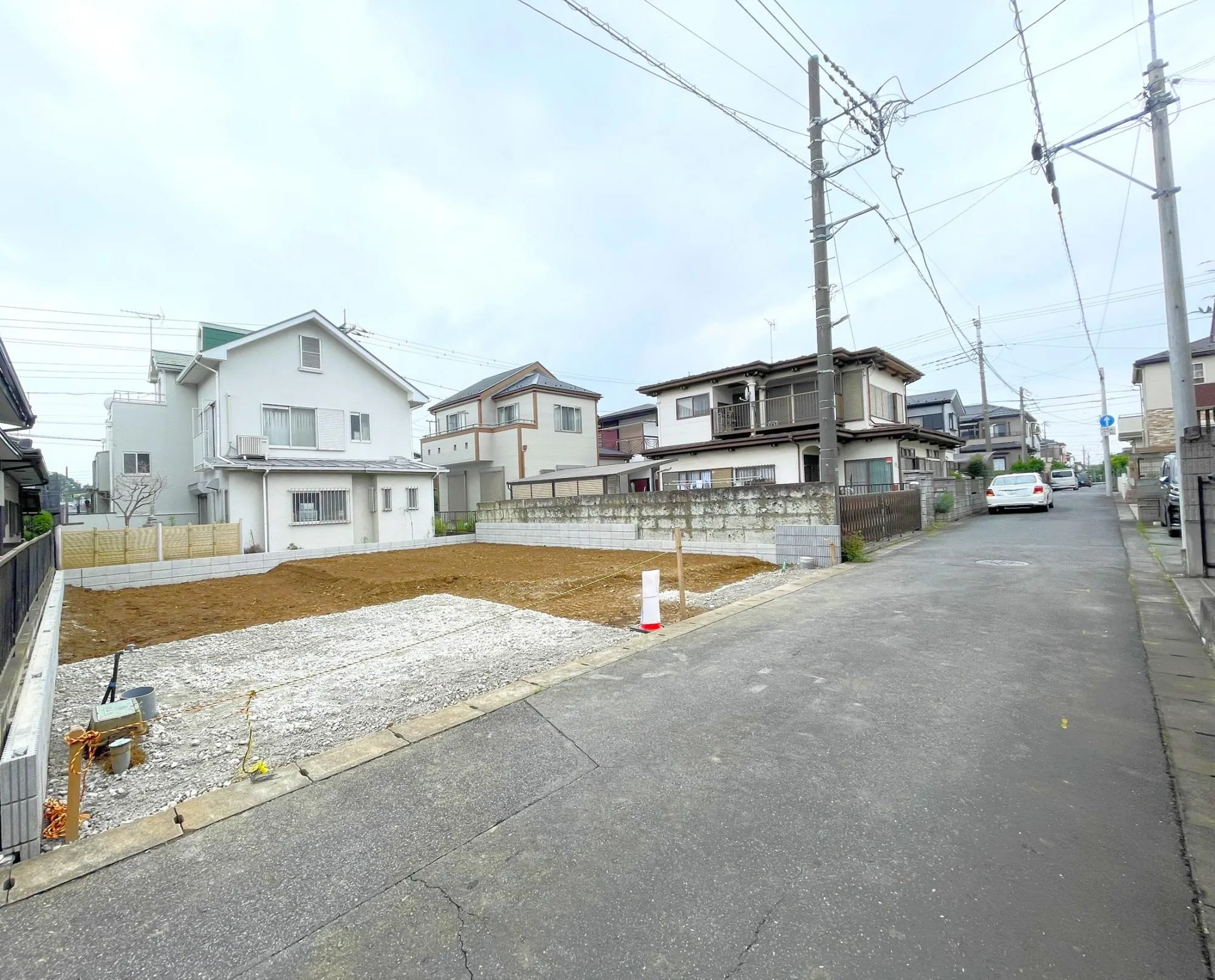 【外観写真】室内物干しやダブルバルコニーを採用。5LDK可変型プランで、ご家族のライフスタイルの変化にも柔軟に対応します。