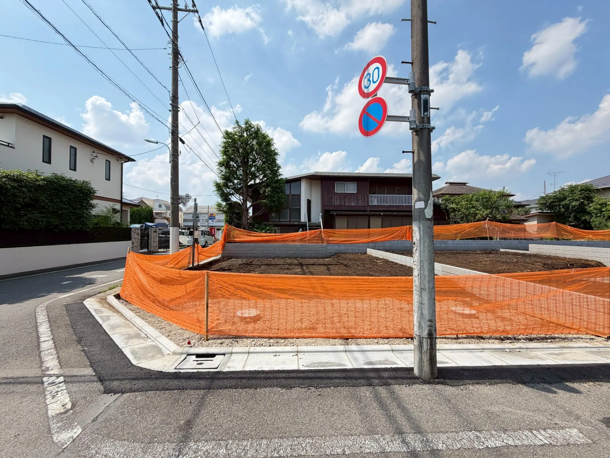 1号棟予定地※南側電柱移設予定