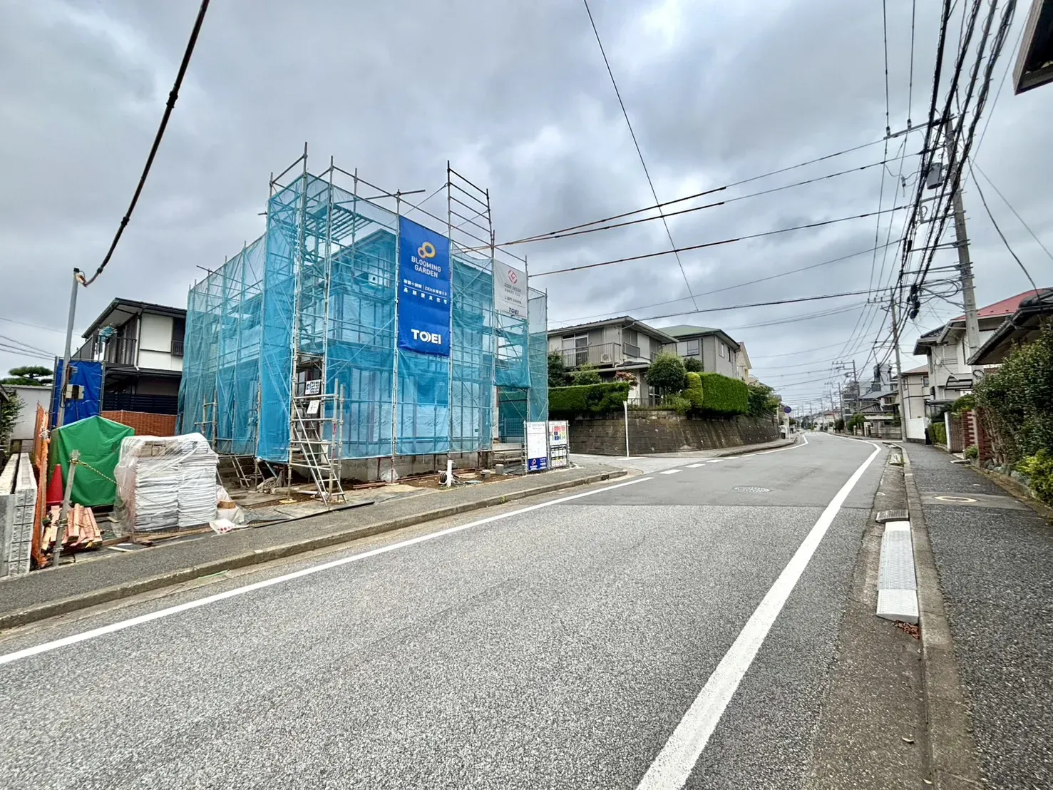 前面道路含む現地写真