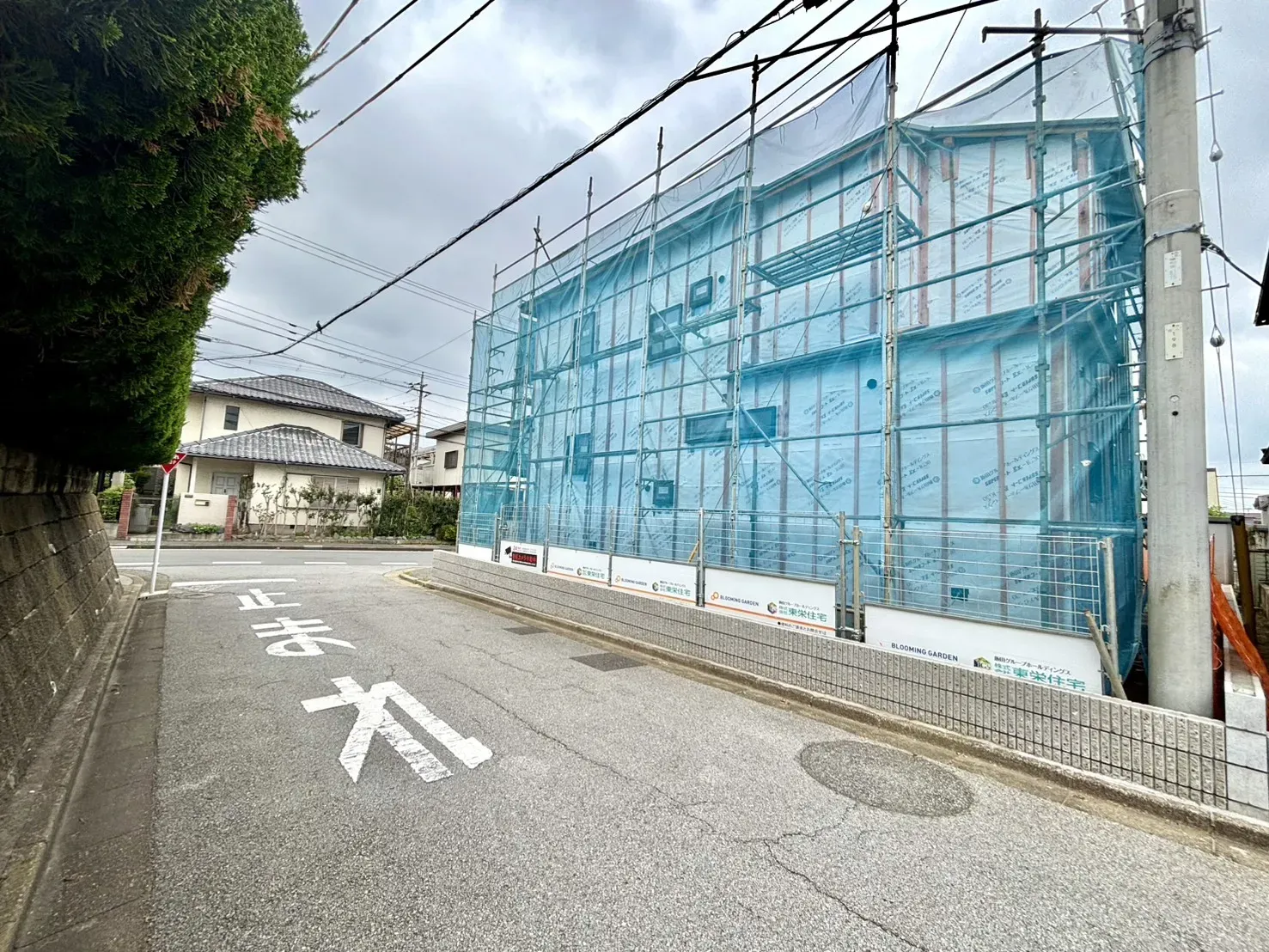 前面道路含む現地写真