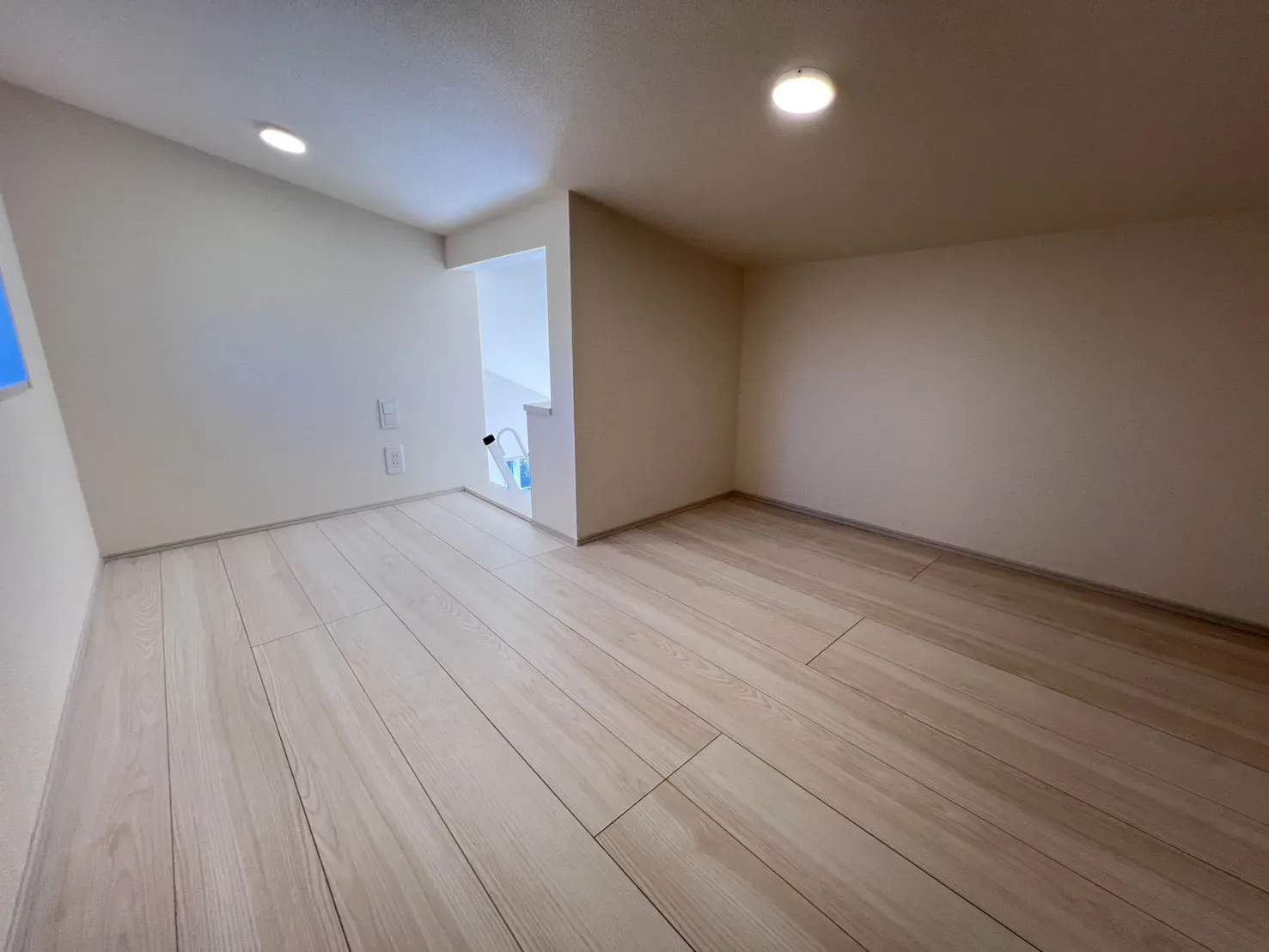 【ロフト】