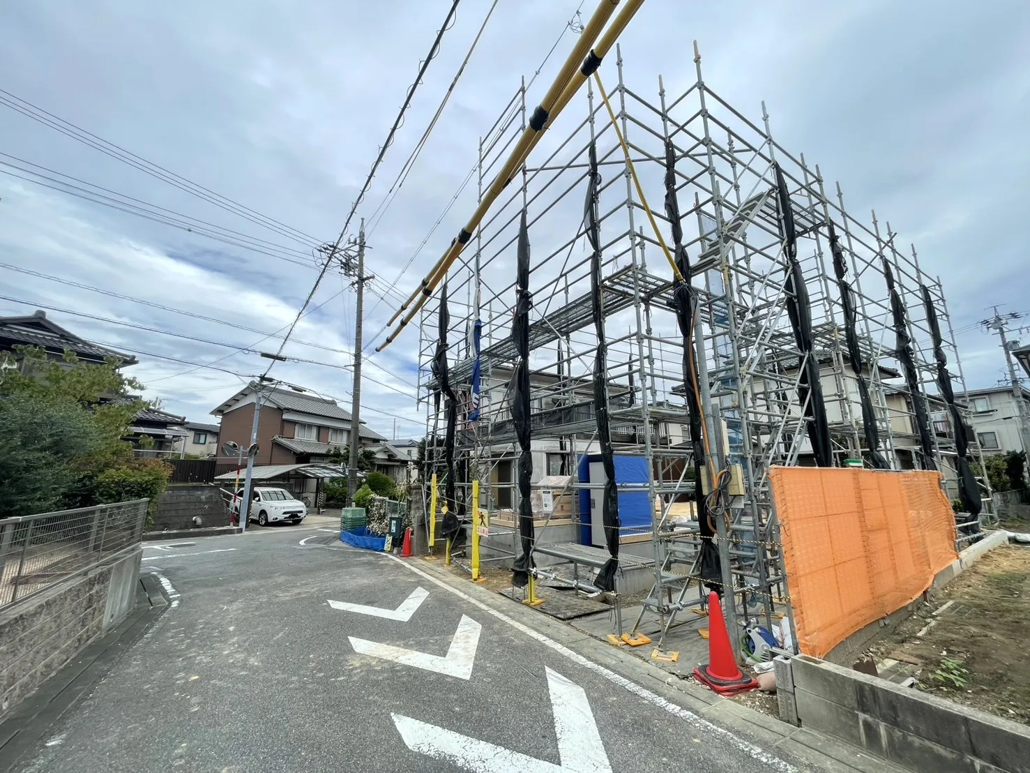 販売現地